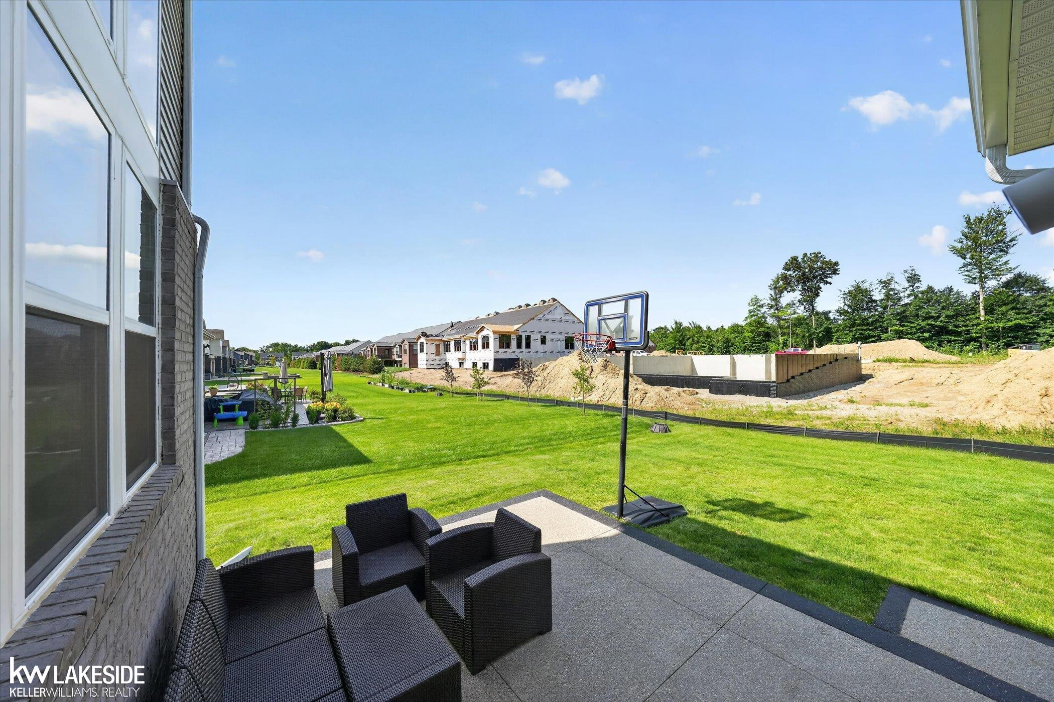 main property photo 51