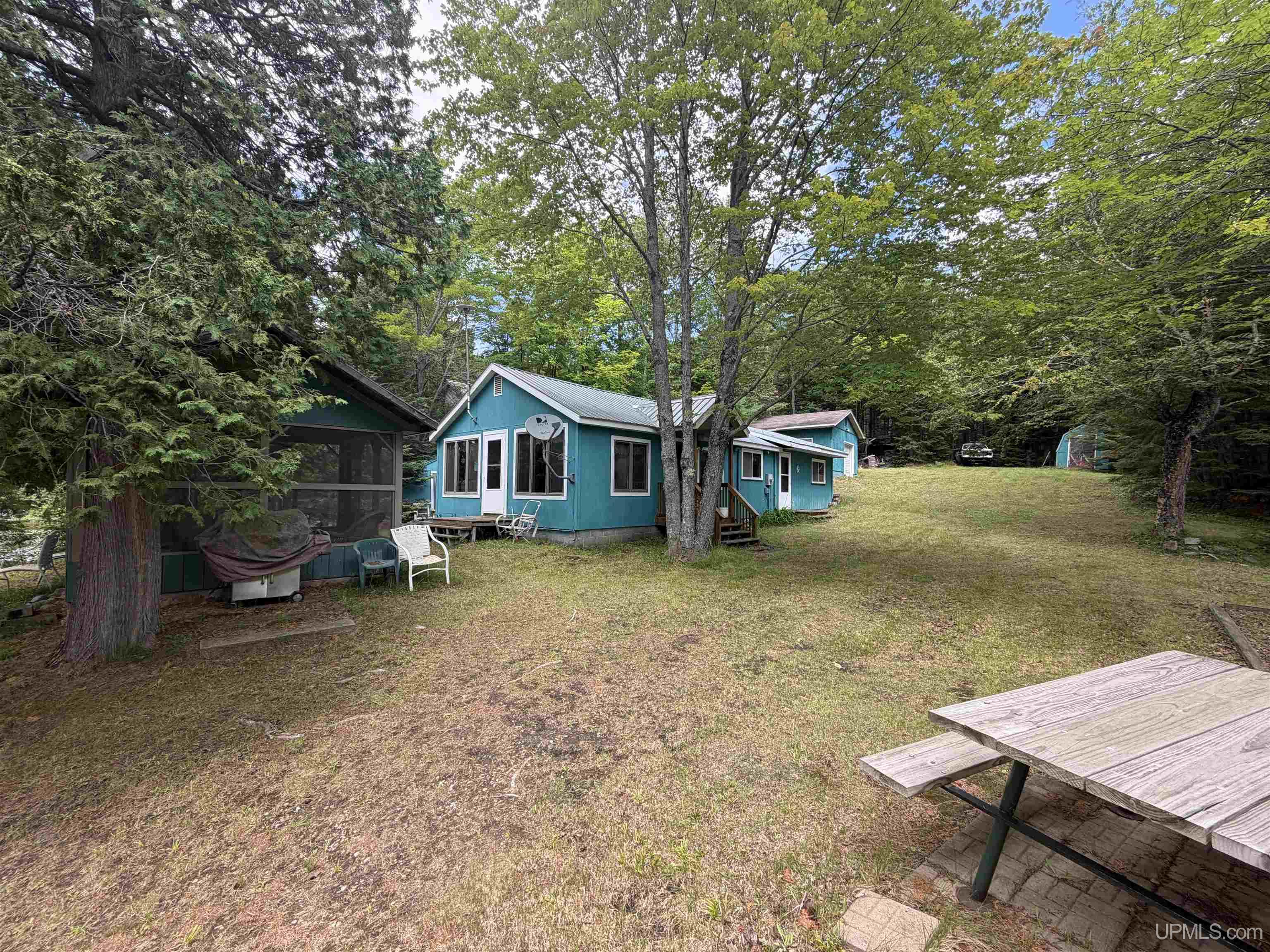 main property photo 26