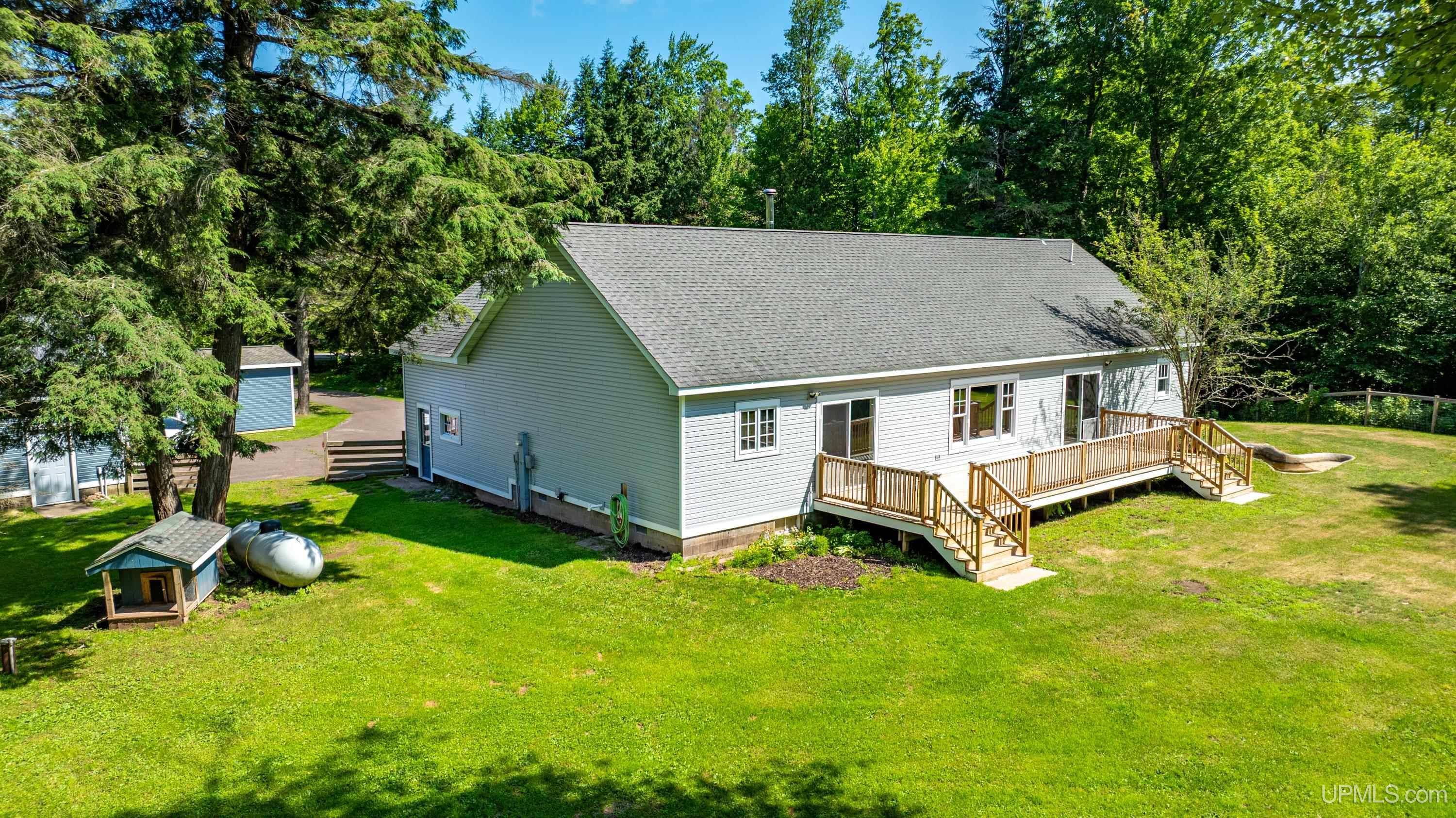 main property photo 54