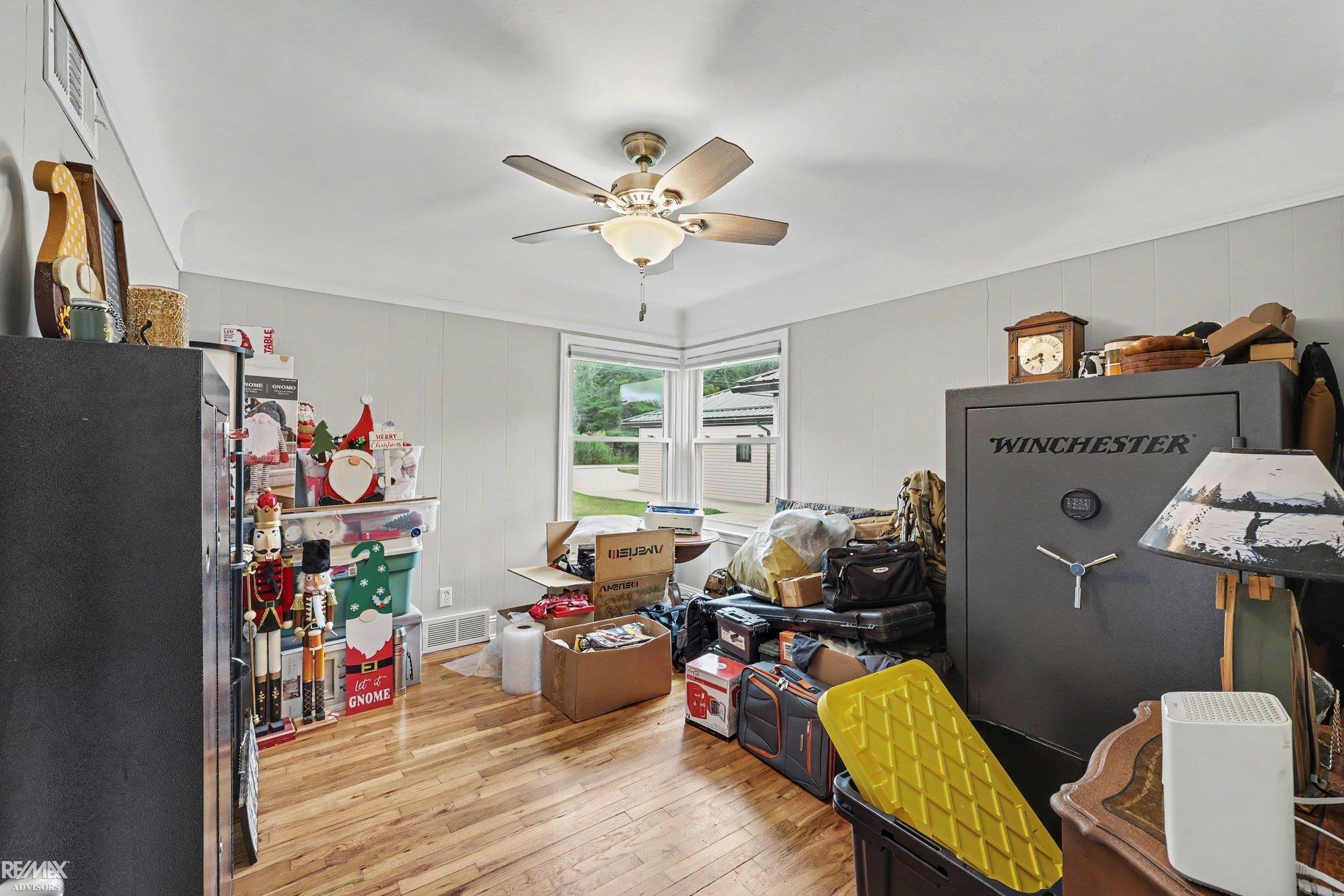 property viewer photo 12