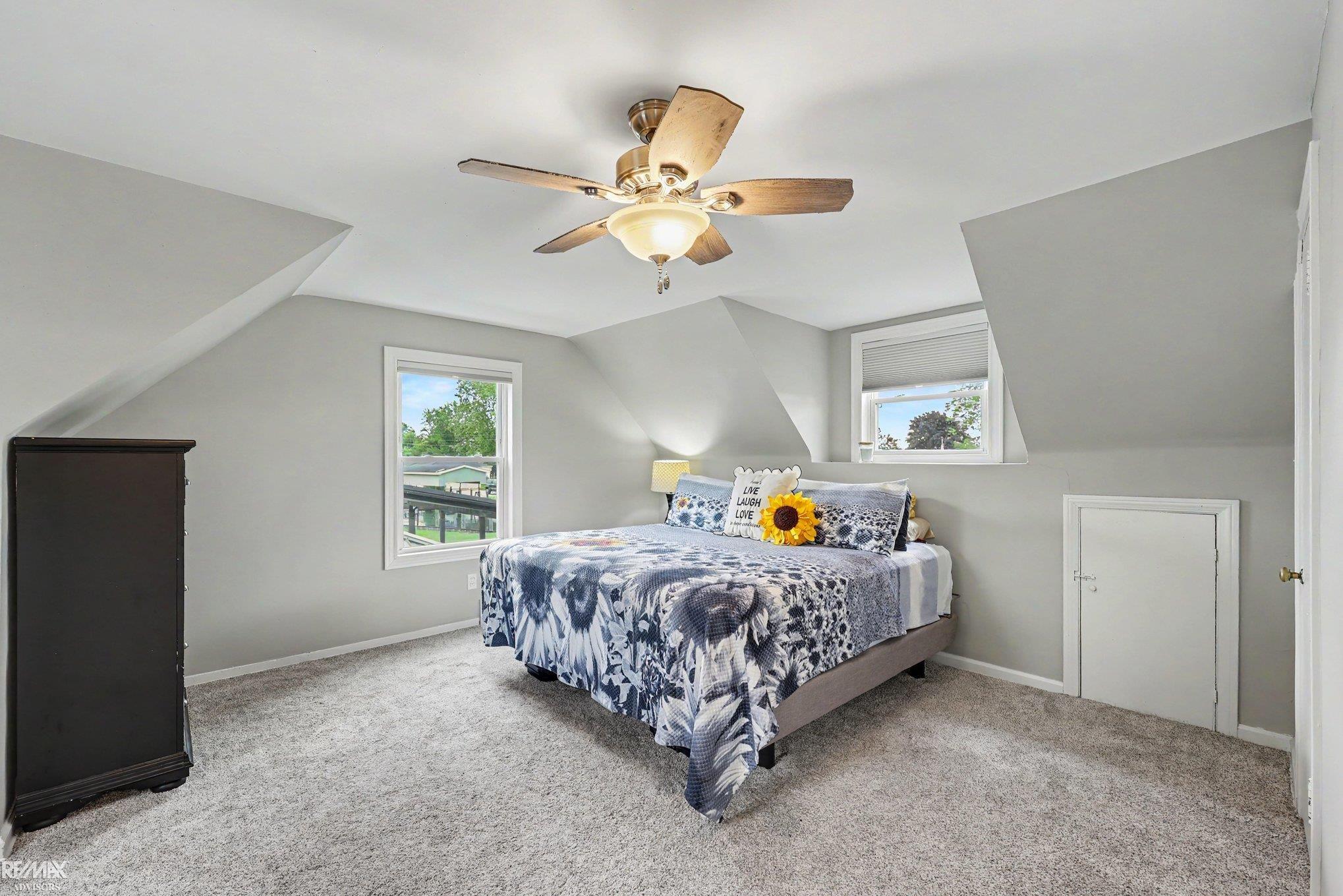 property viewer photo 14