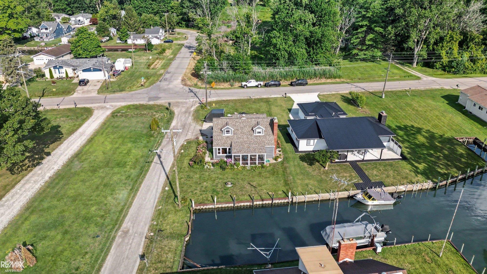property viewer photo 24