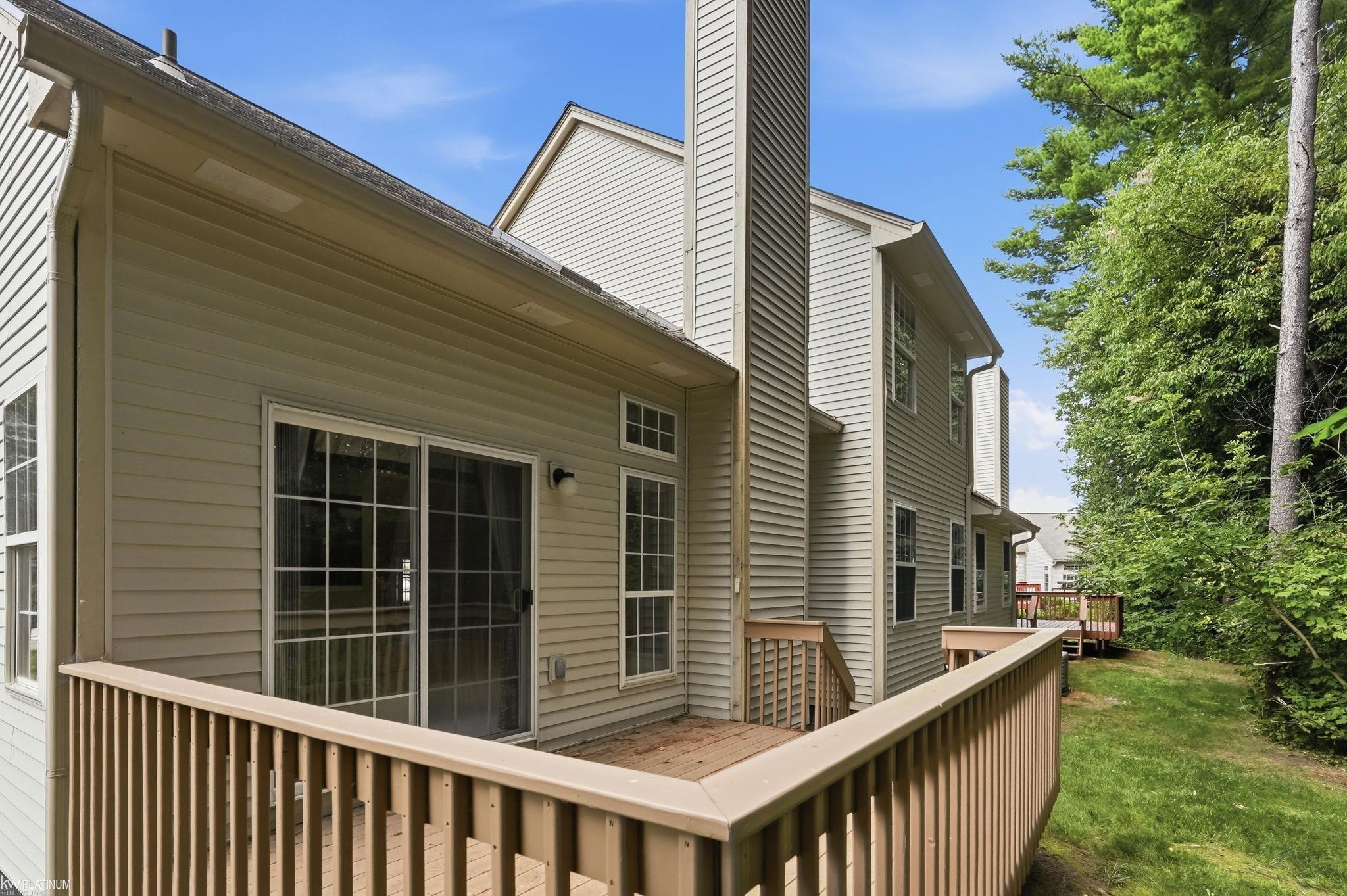 main property photo 28