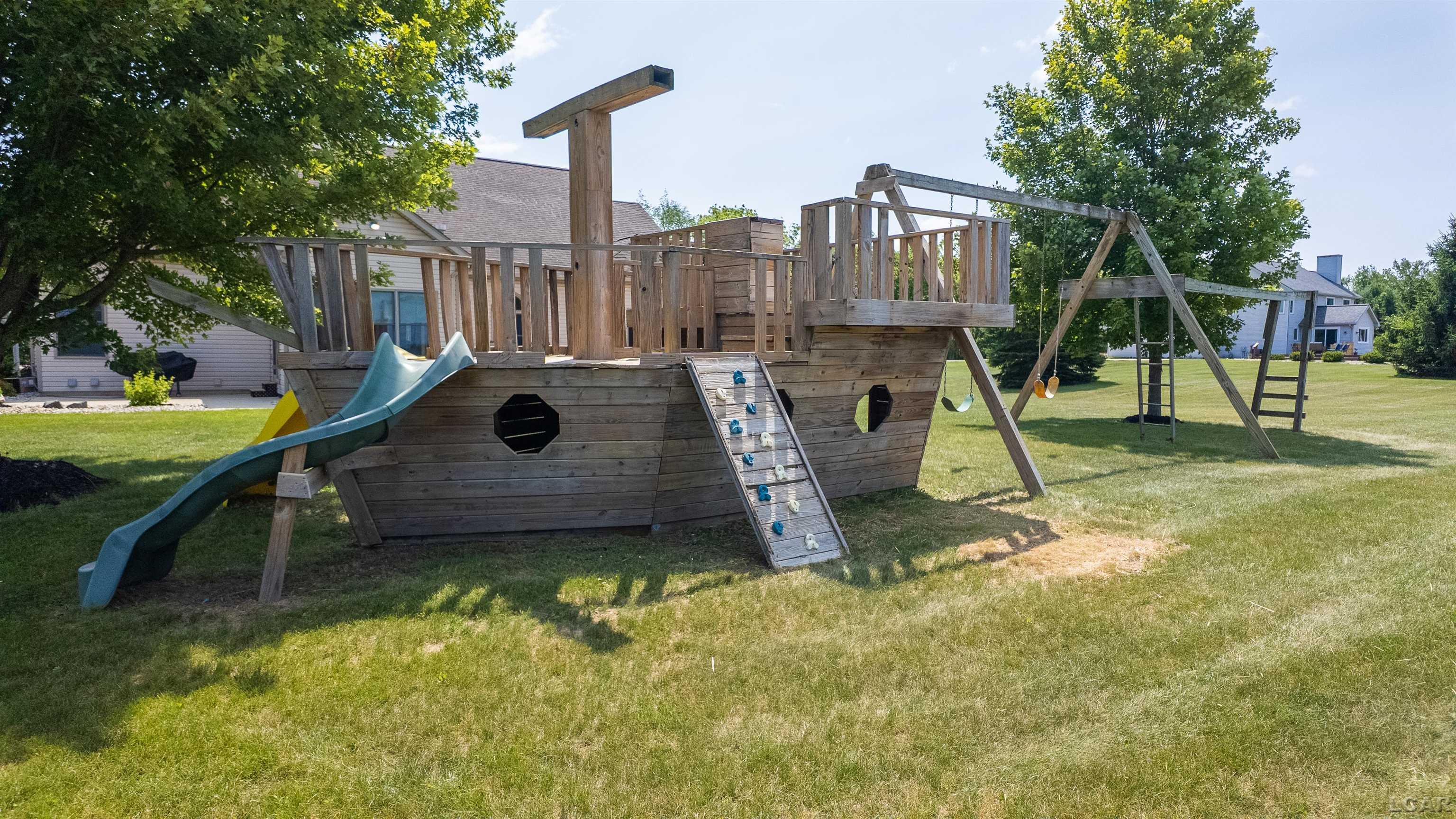 main property photo 68
