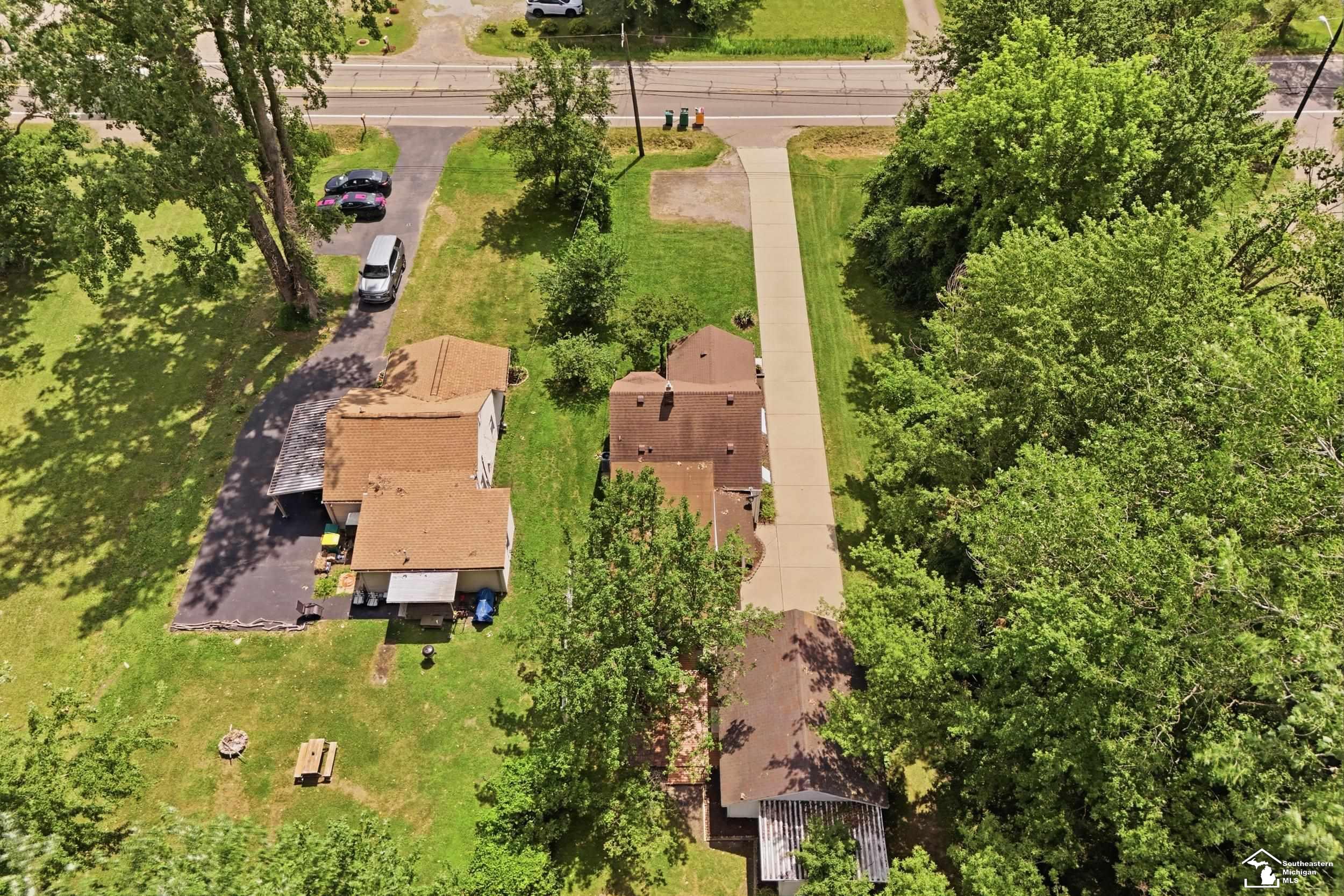 main property photo 41