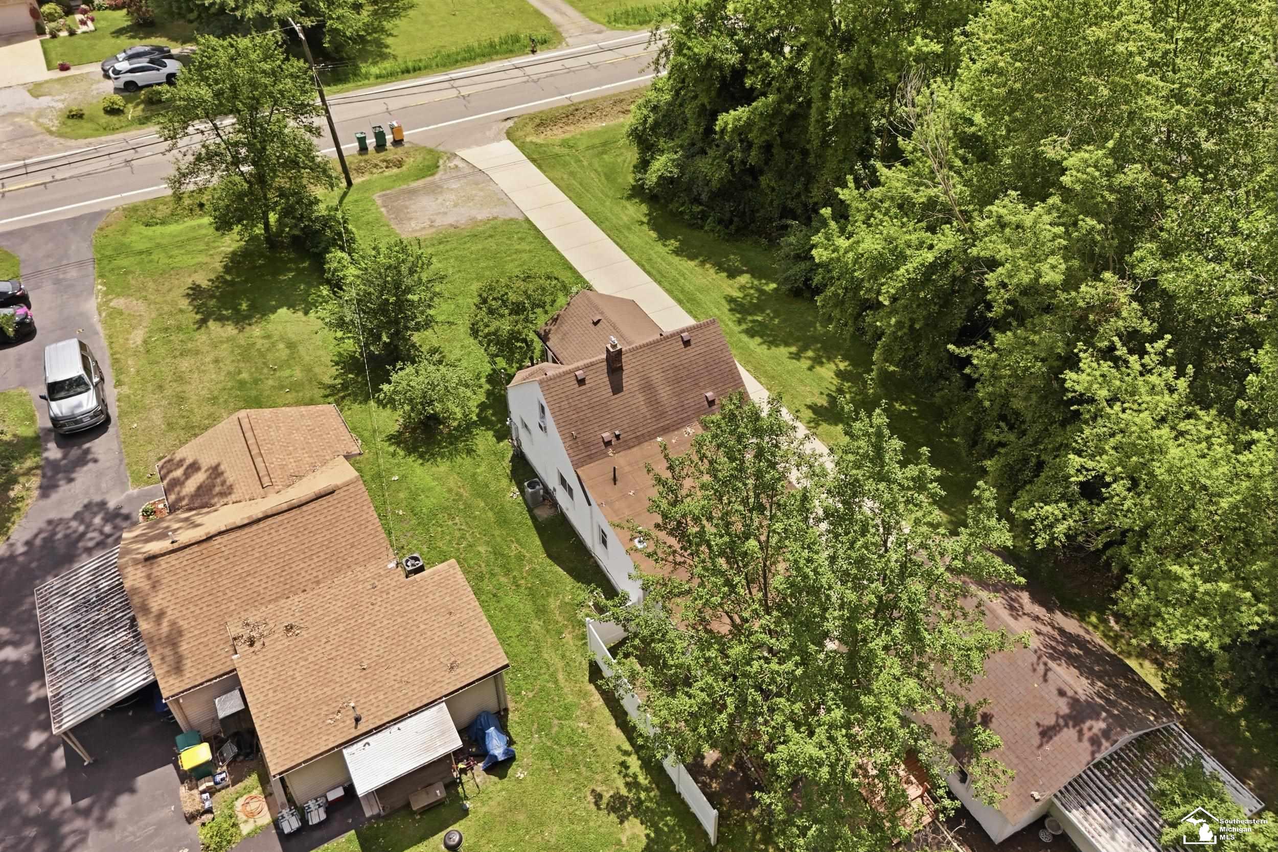main property photo 42