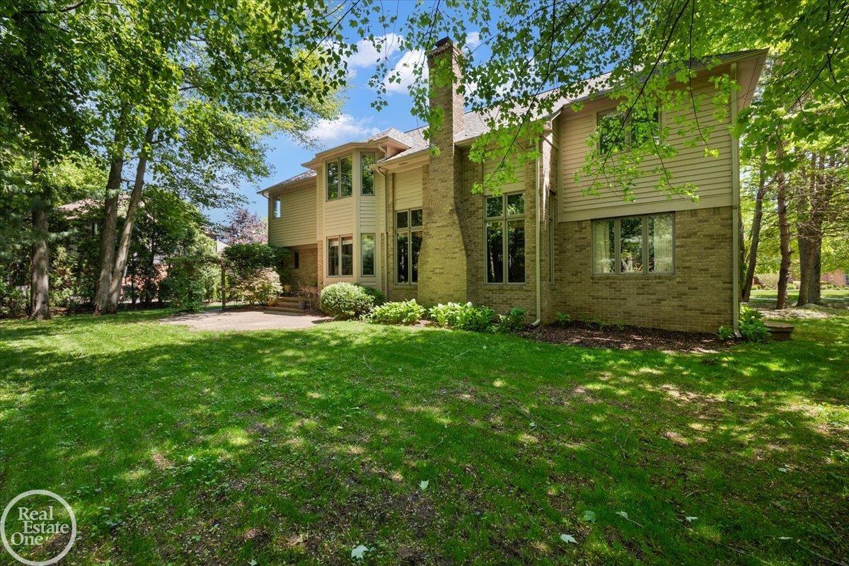 main property photo 3