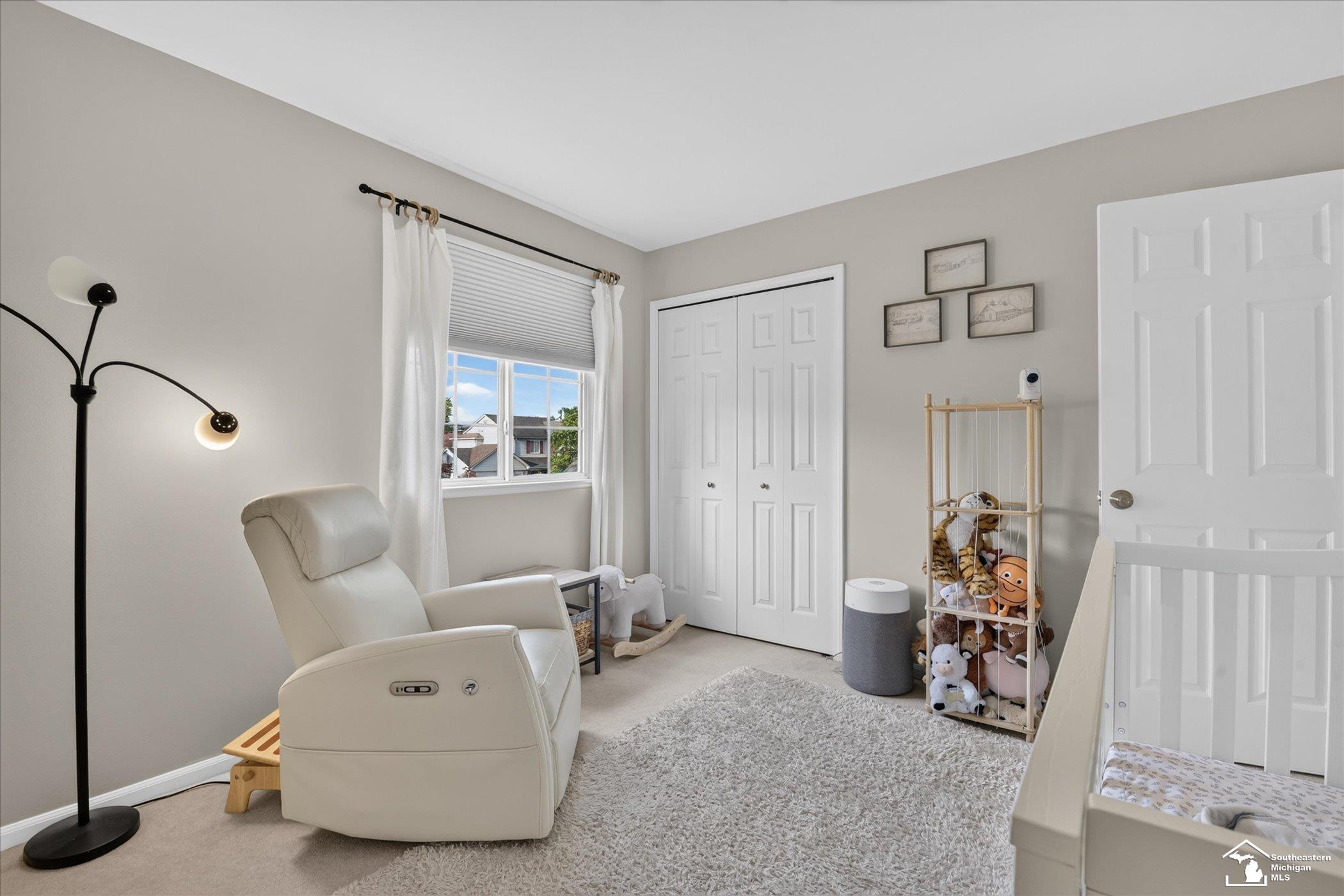property viewer photo 30