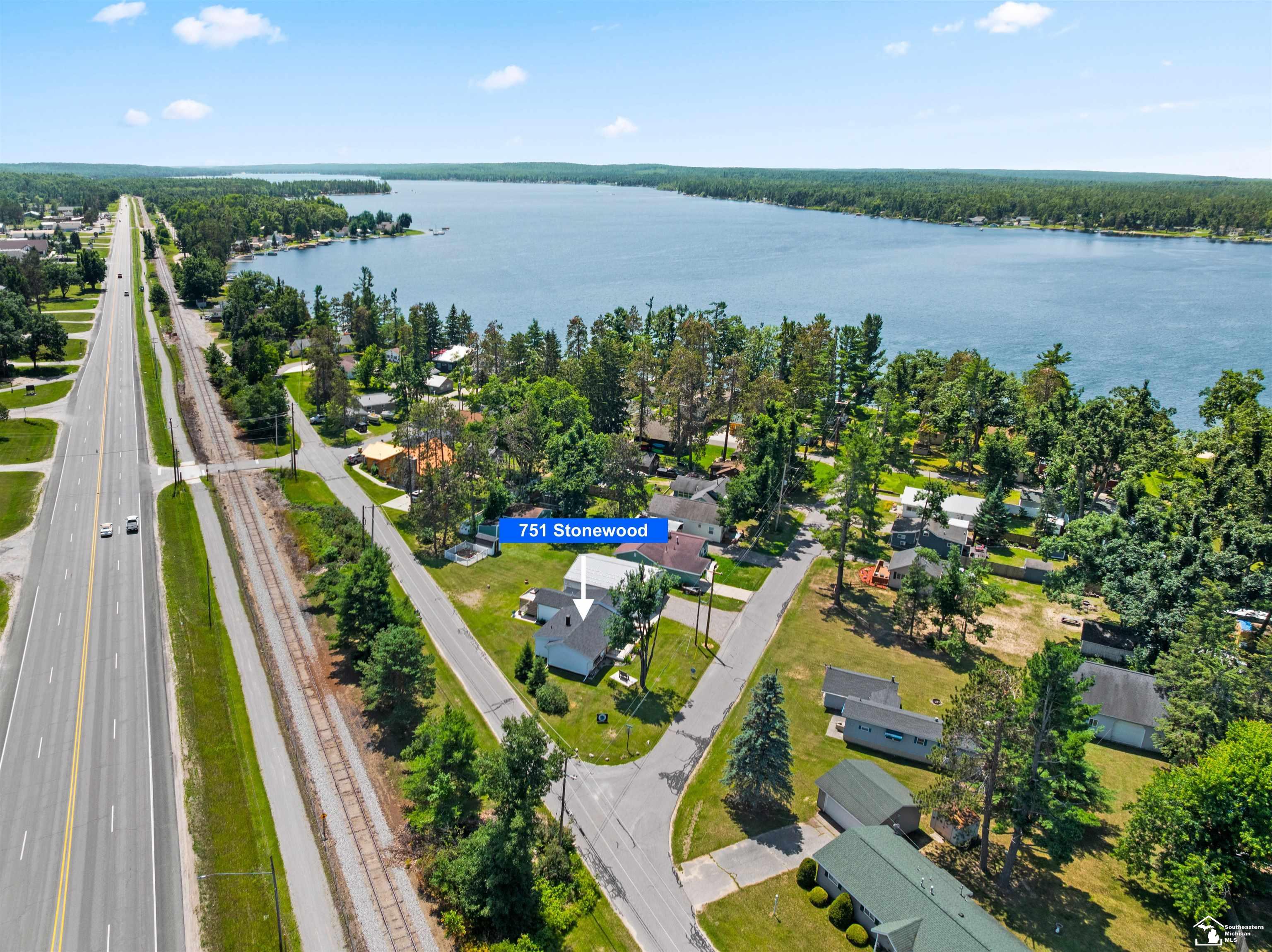 main property photo 44