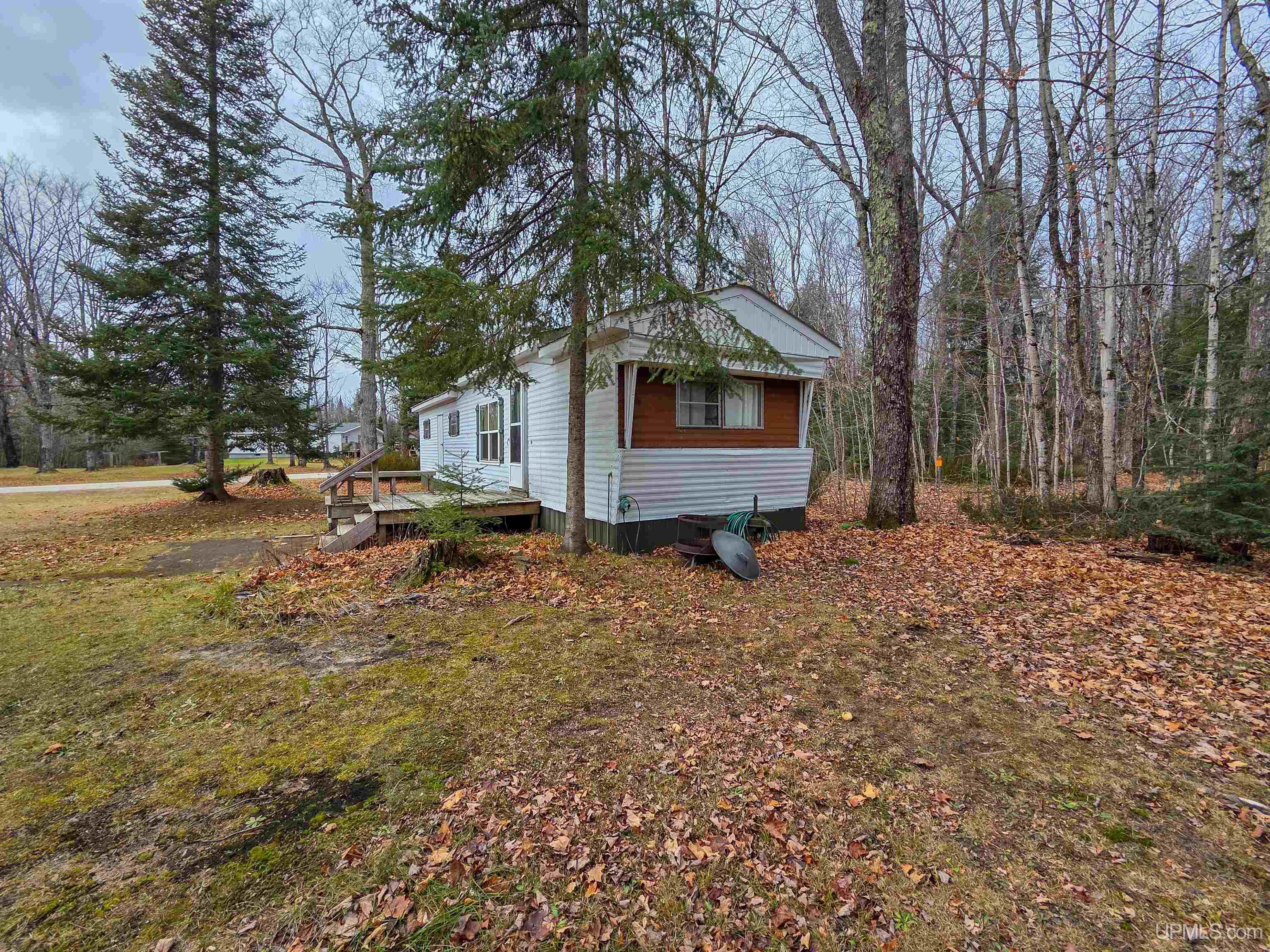 main property photo 17