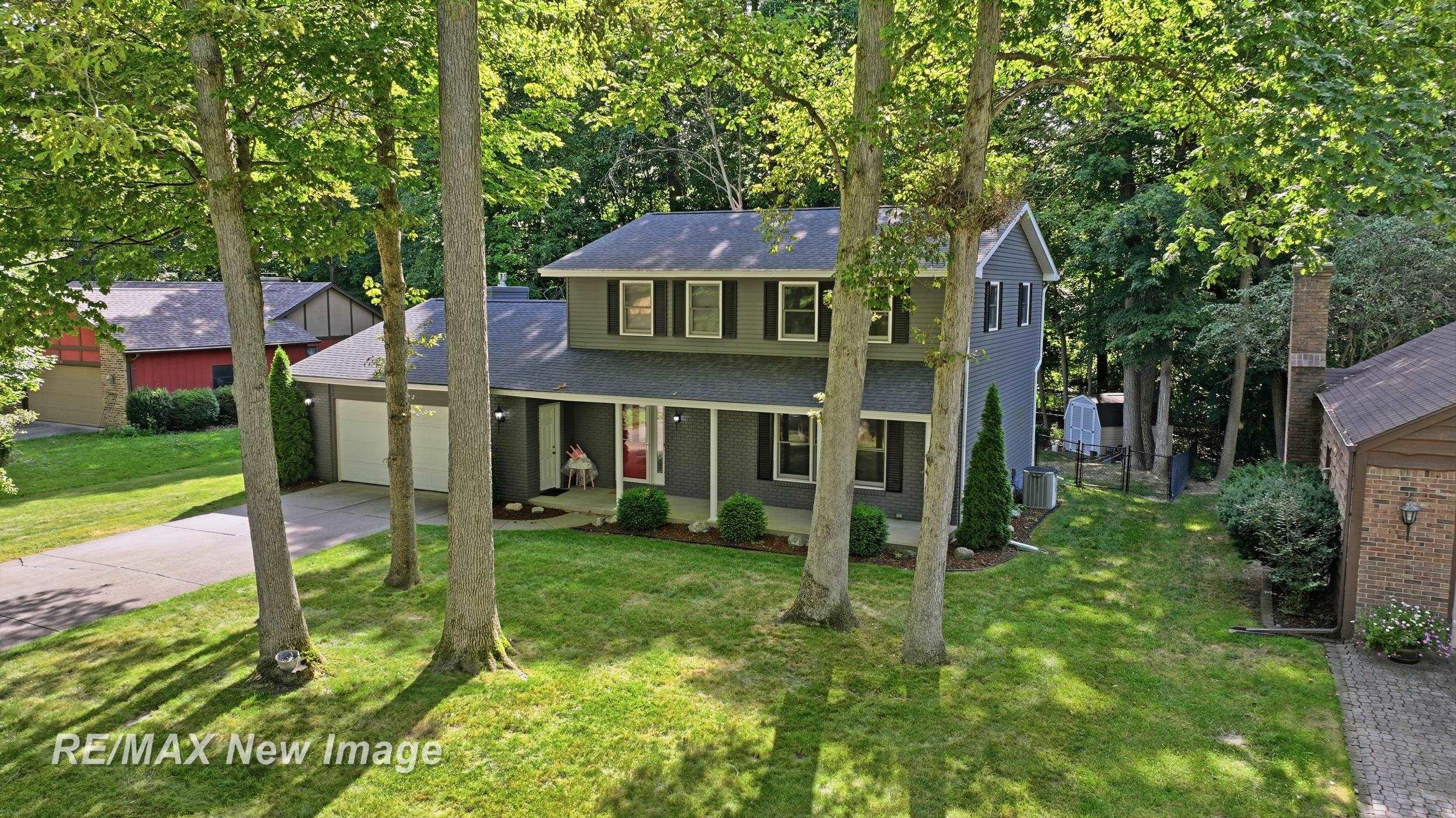 main property photo 1