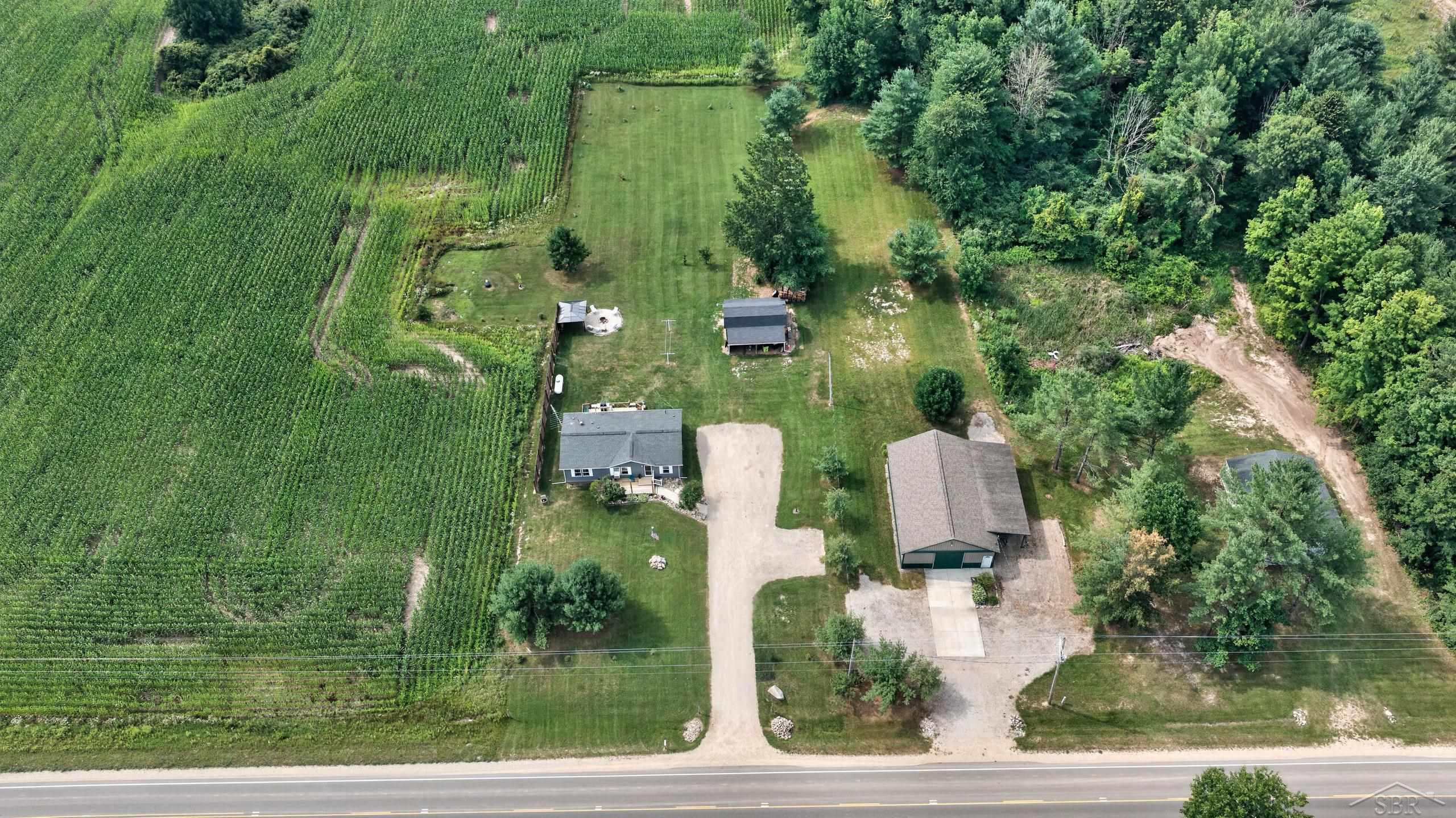 main property photo 29