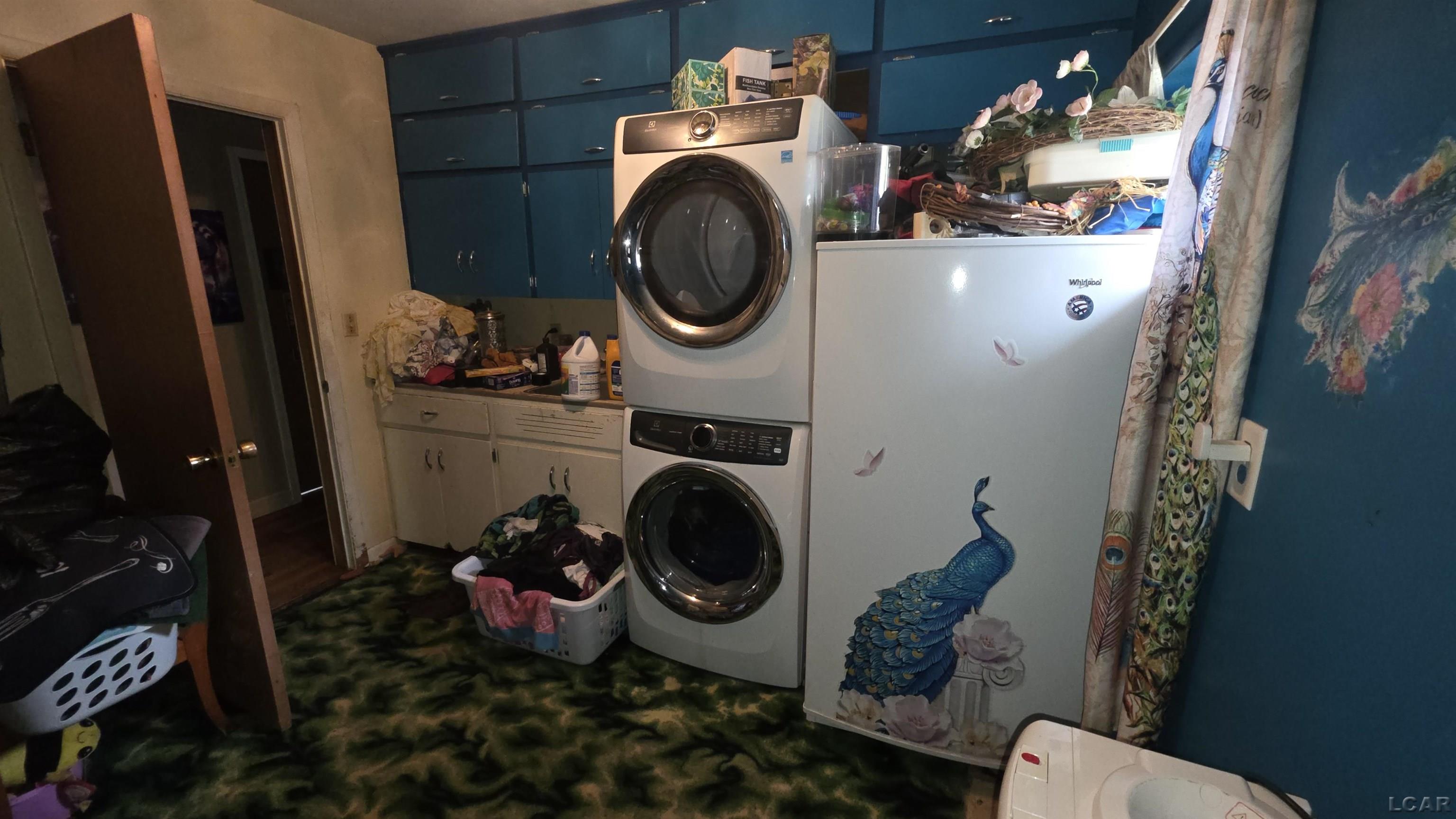 main property photo 11