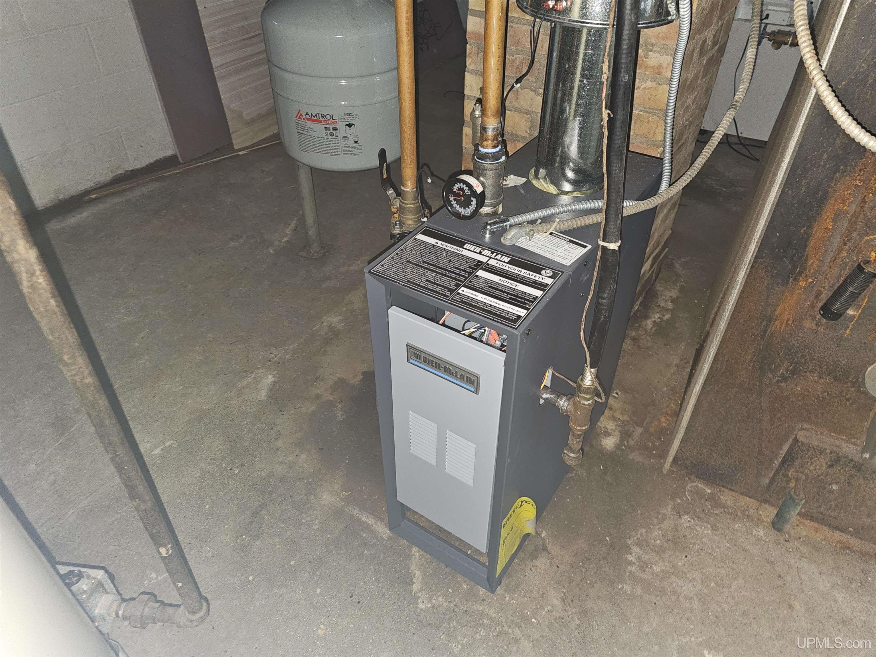 main property photo 20