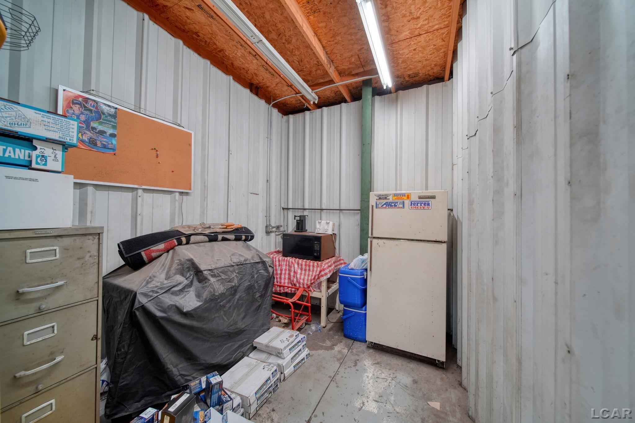 main property photo 36