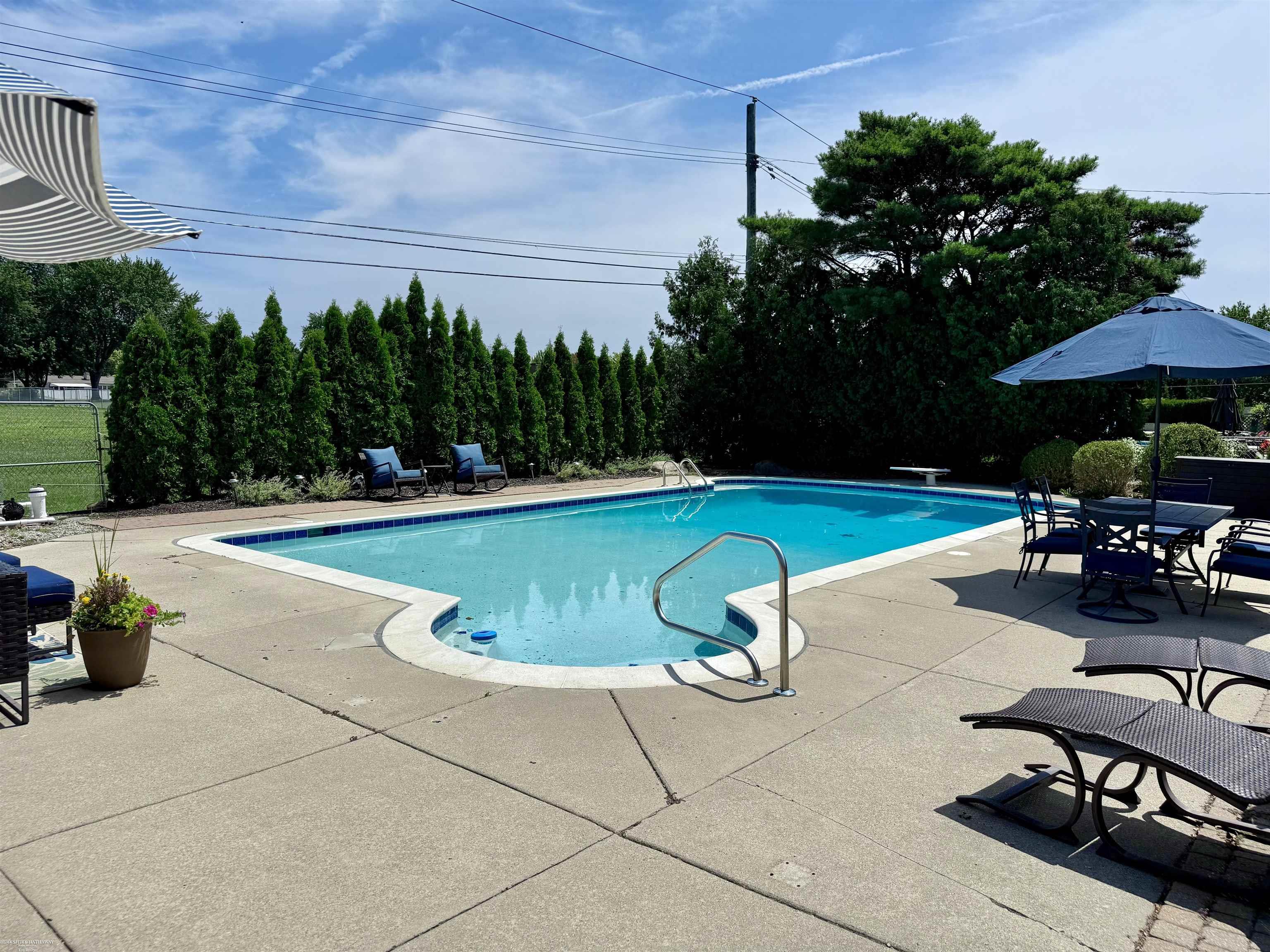 main property photo 72