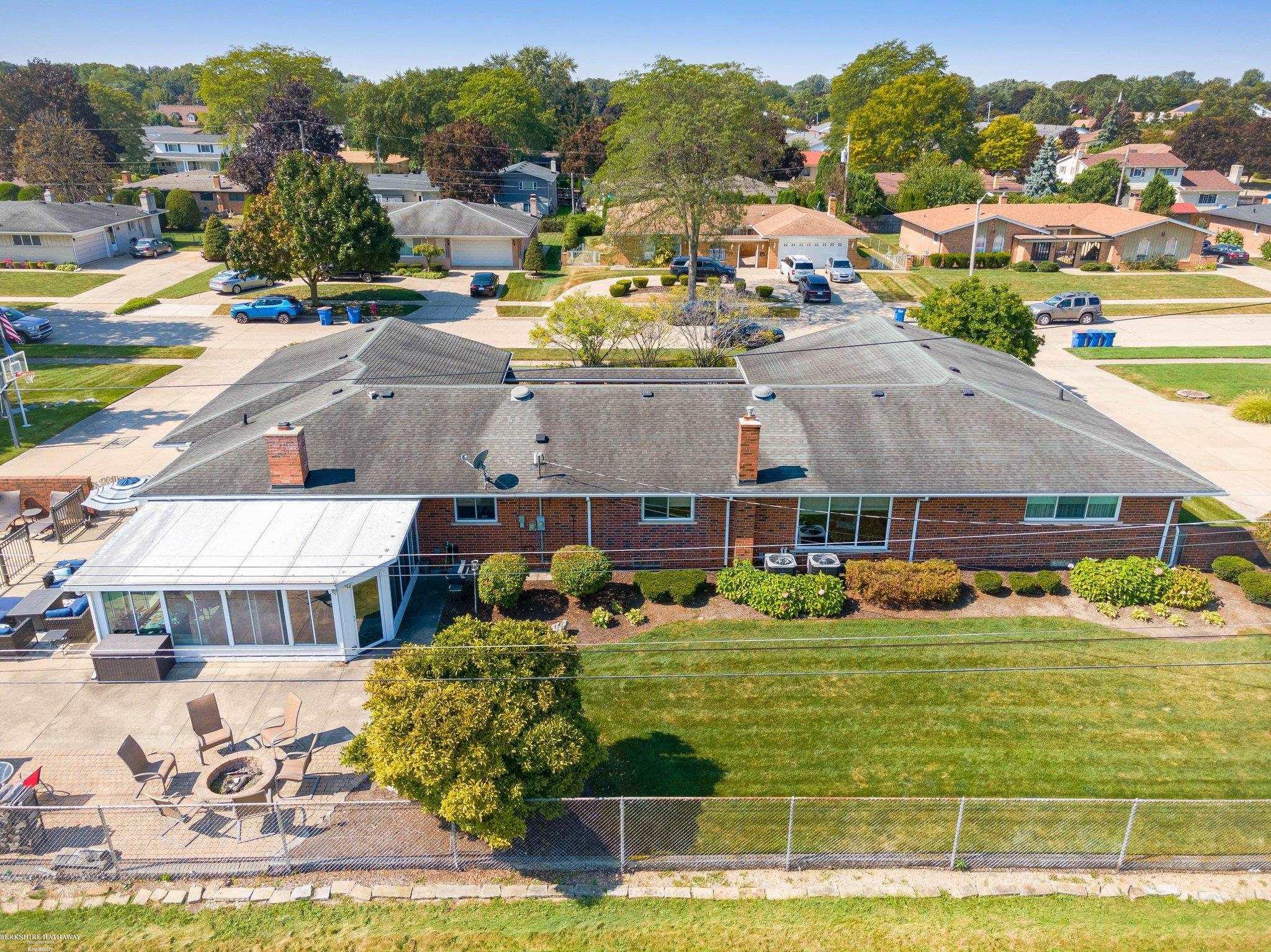 main property photo 83