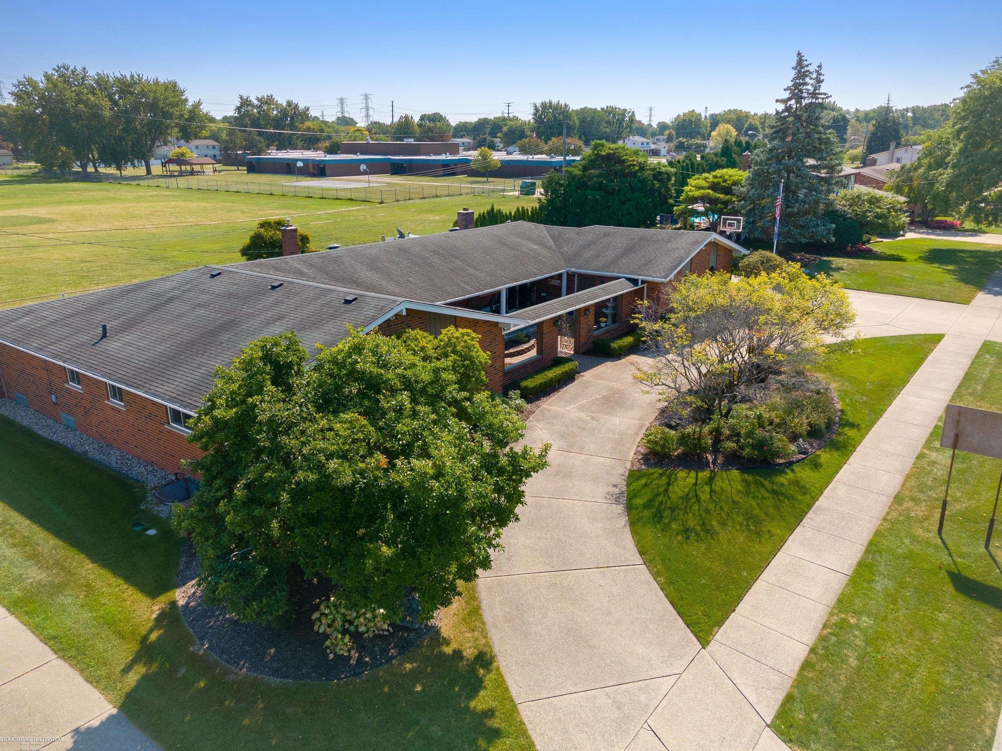 main property photo 87