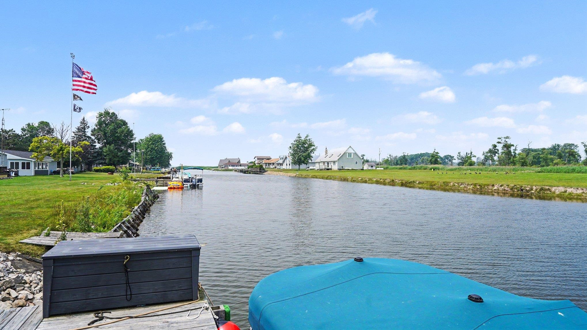main property photo 24