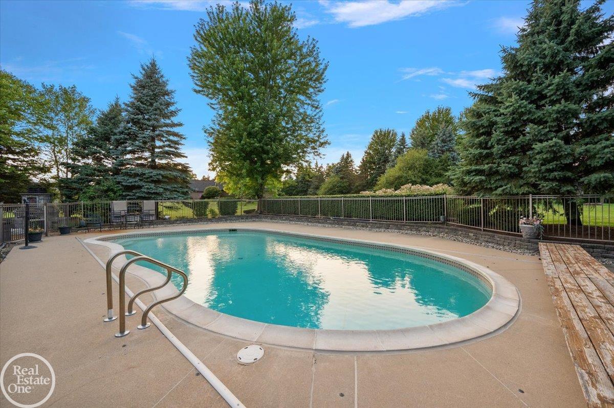 main property photo 63