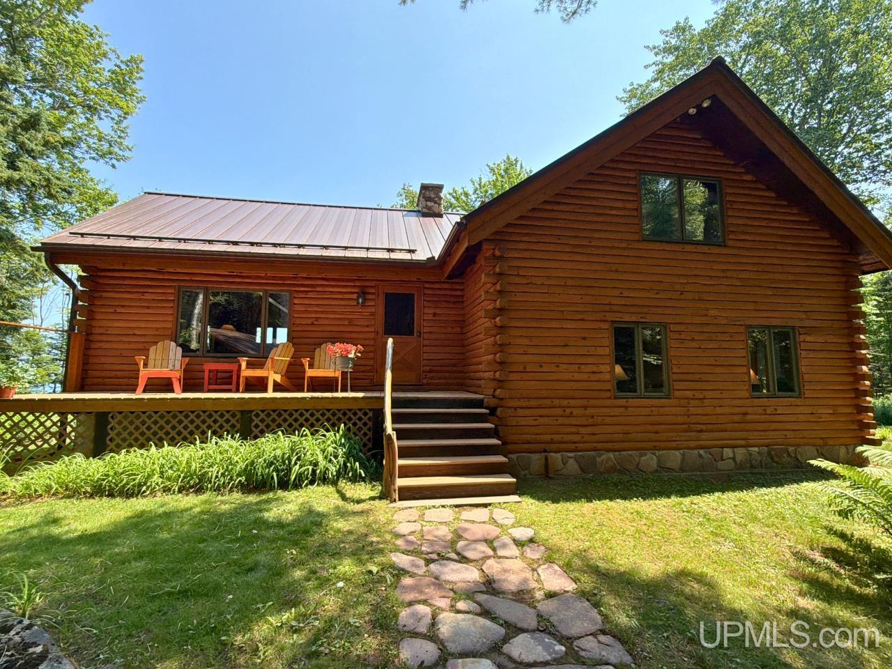 main property photo 11