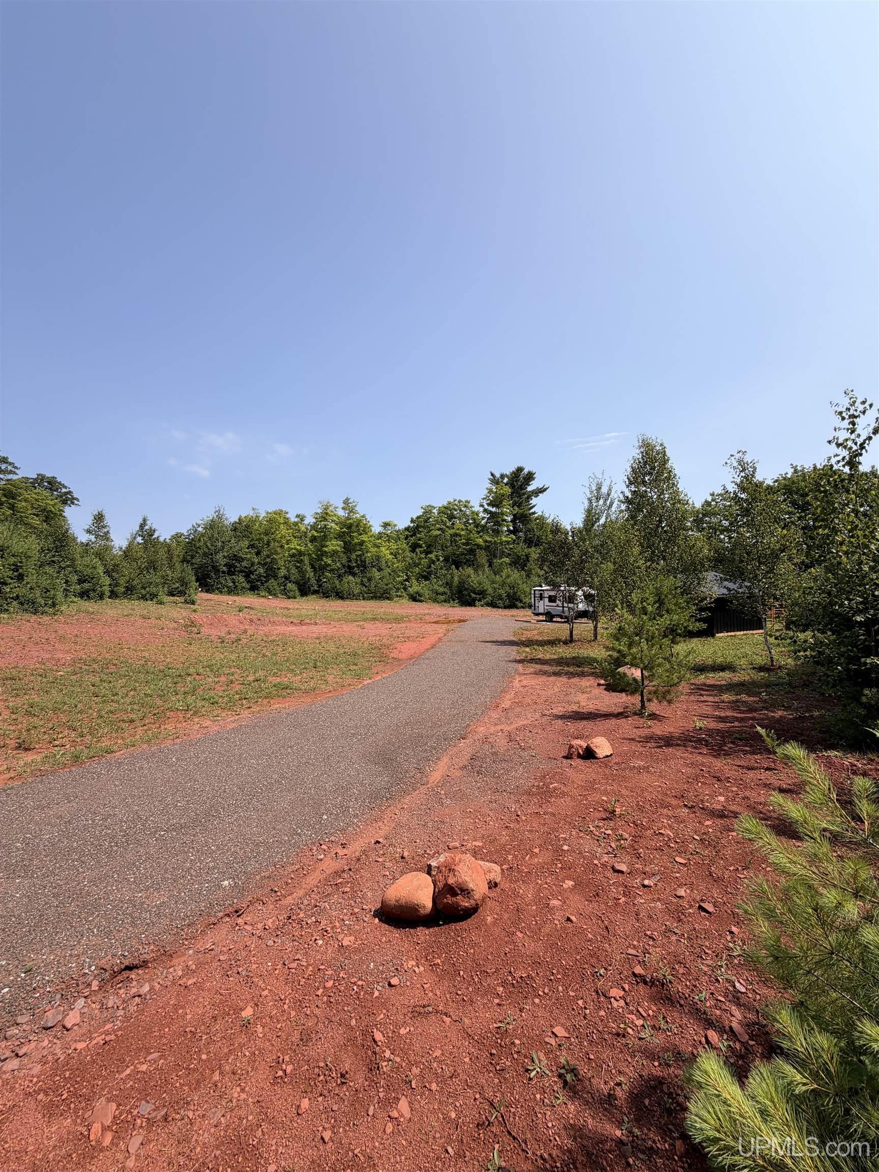 main property photo 9