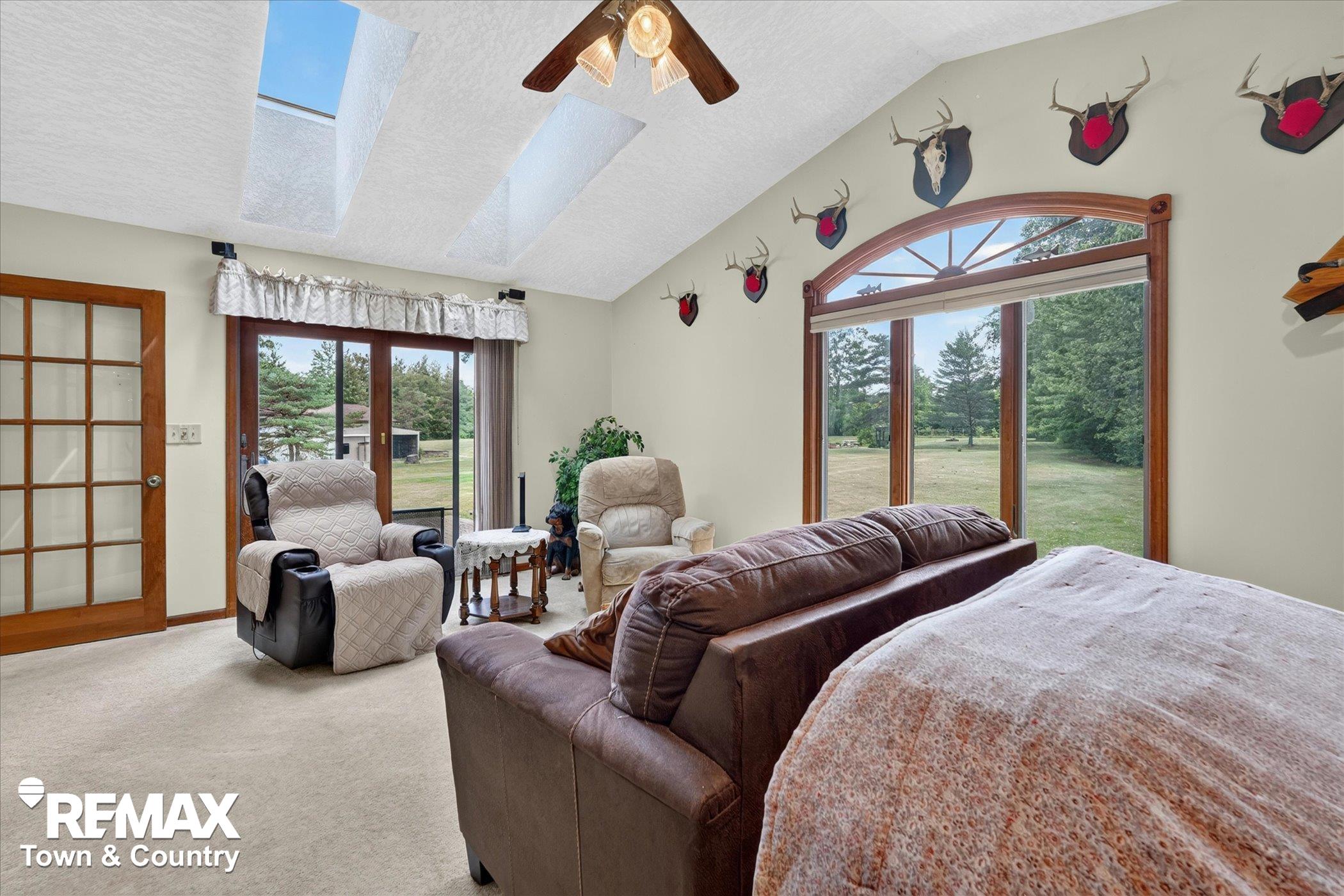 property viewer photo 18