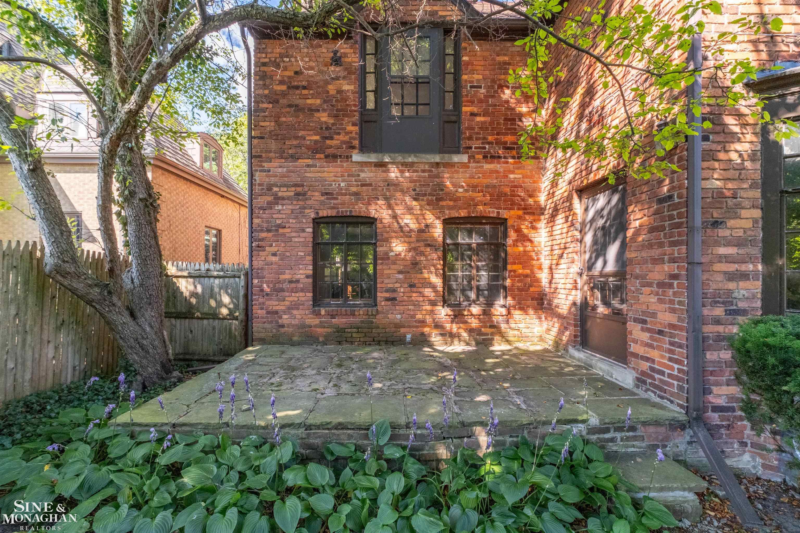 main property photo 59