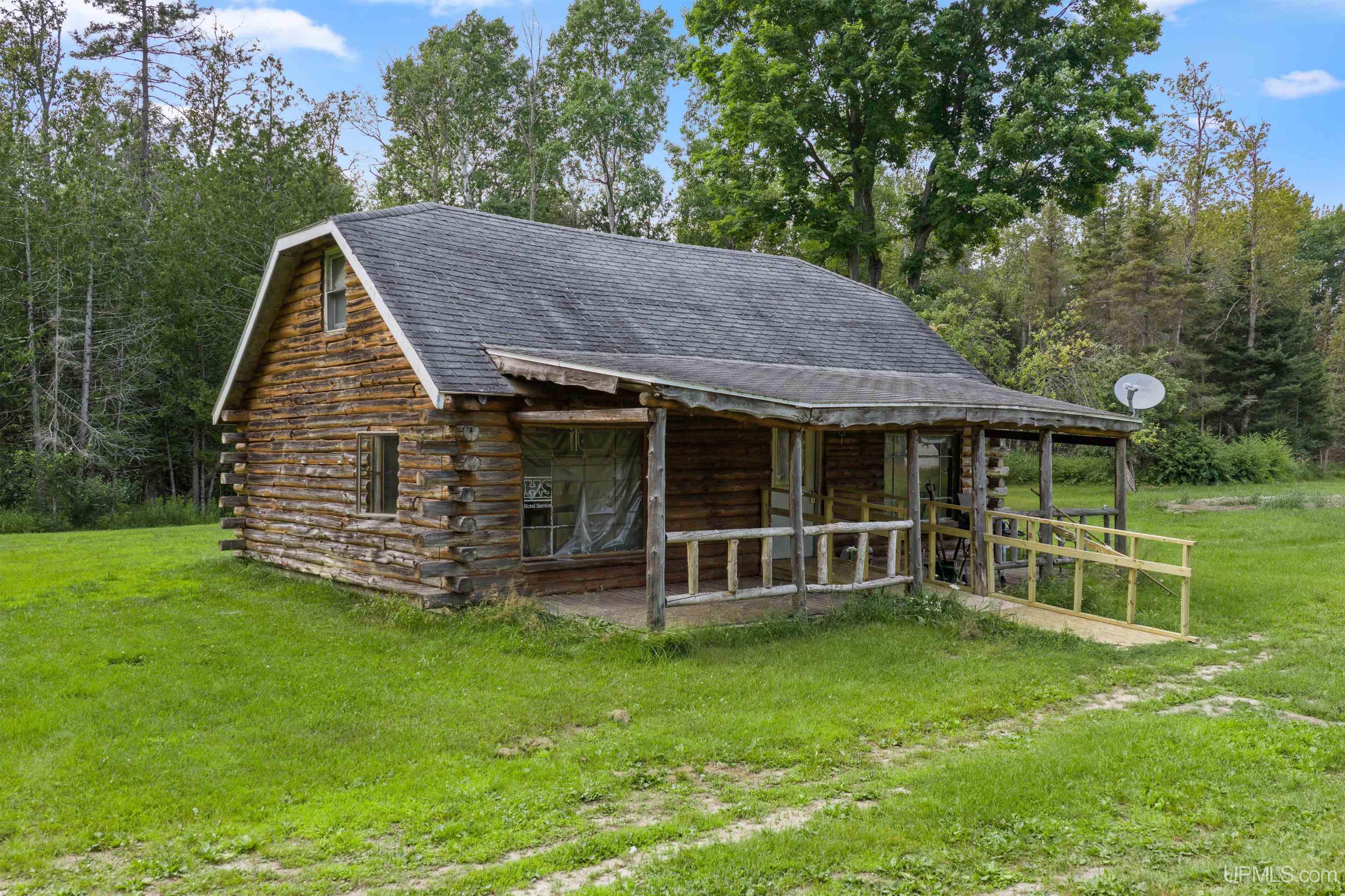 main property photo 11