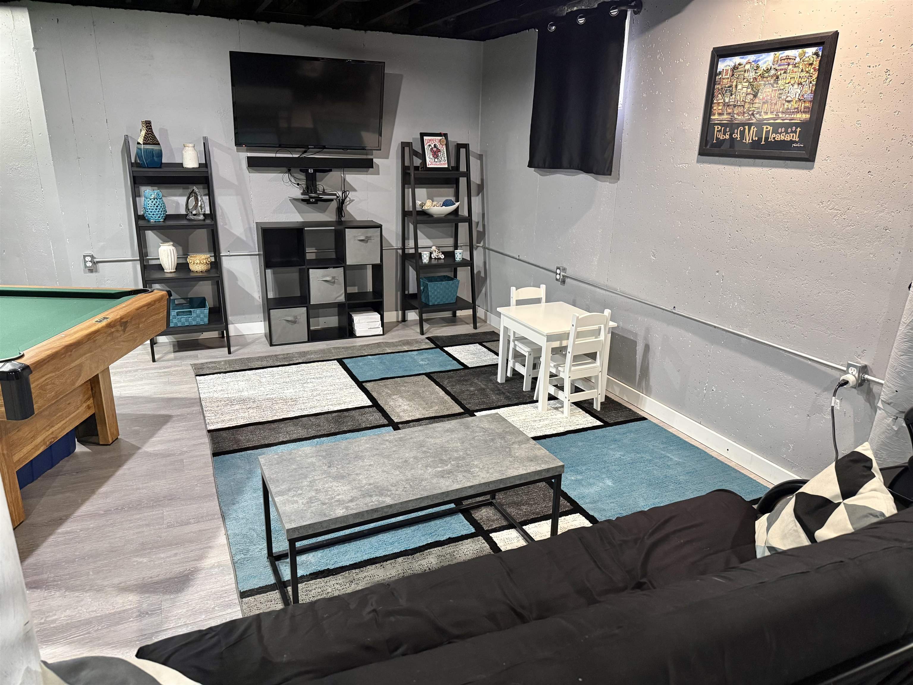 main property photo 32