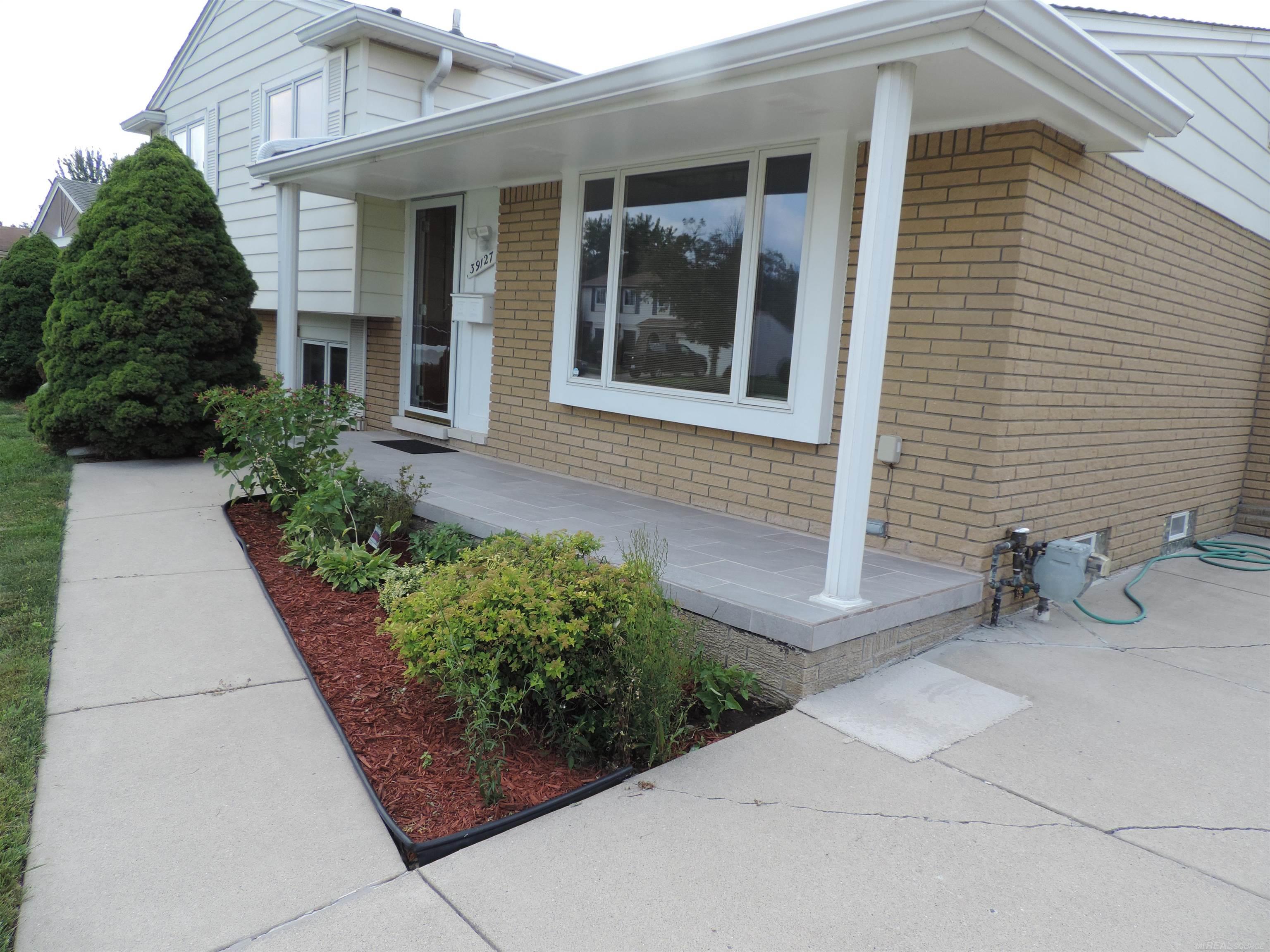 main property photo 31