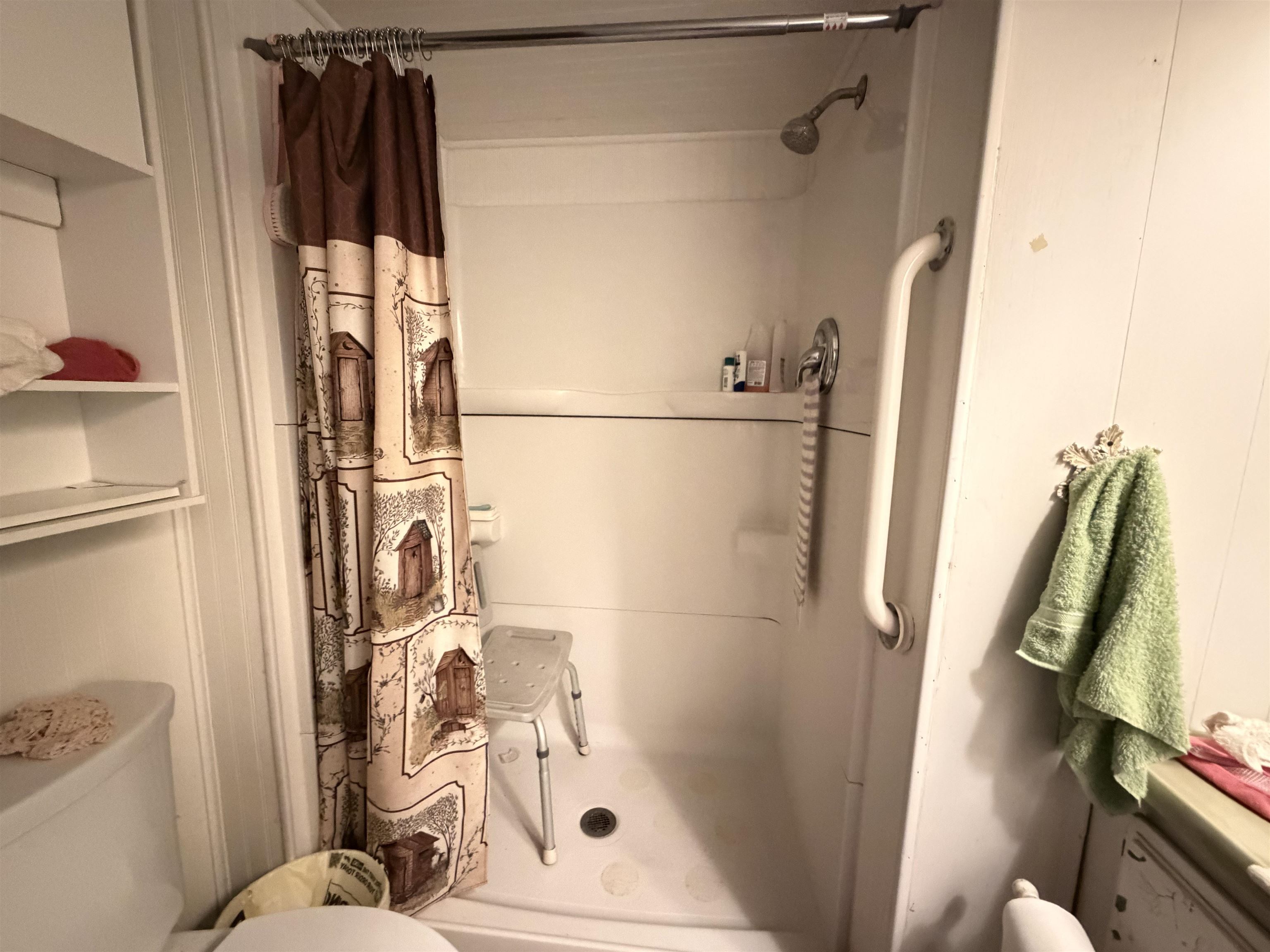 main property photo 12