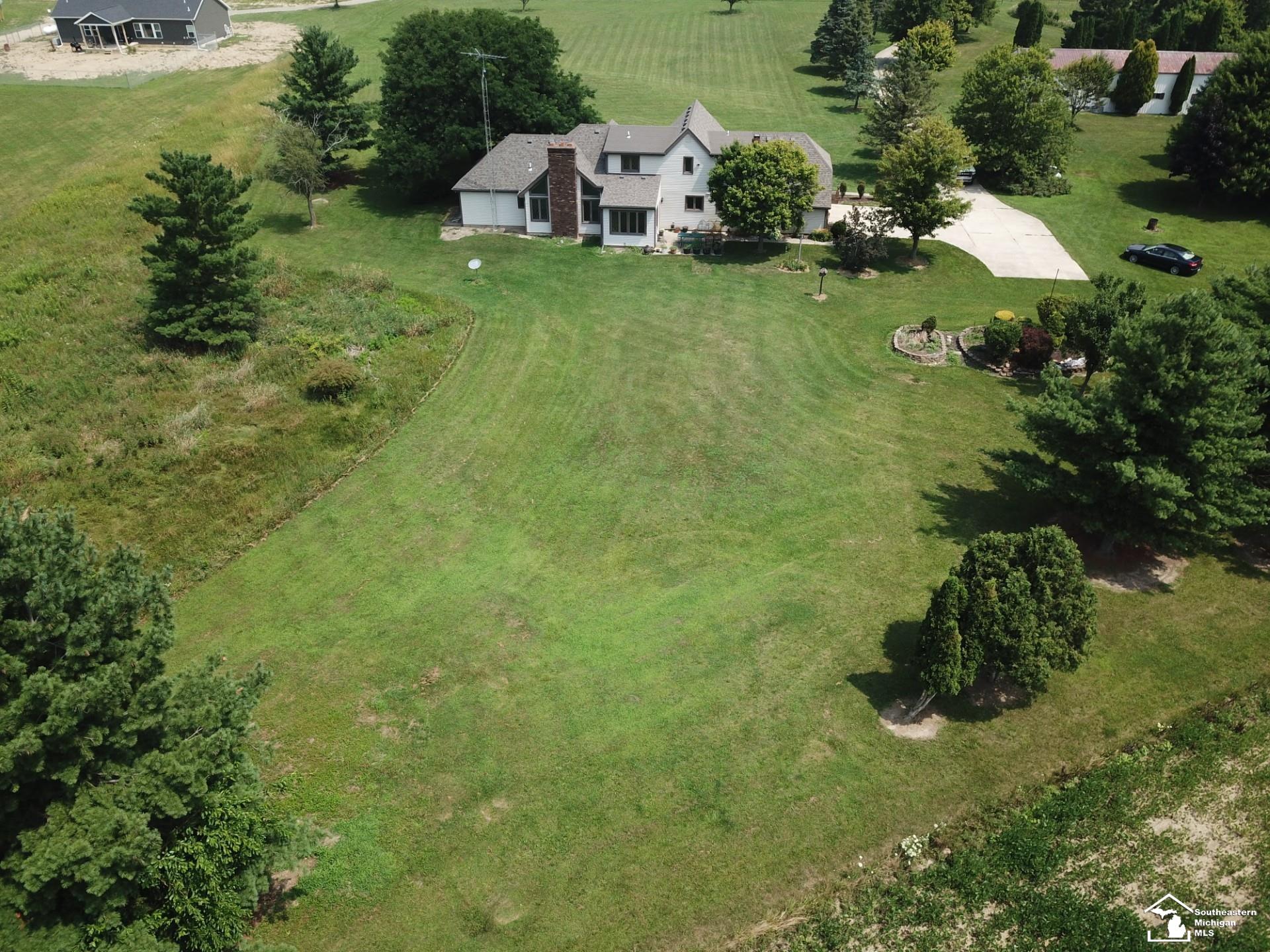 main property photo 3