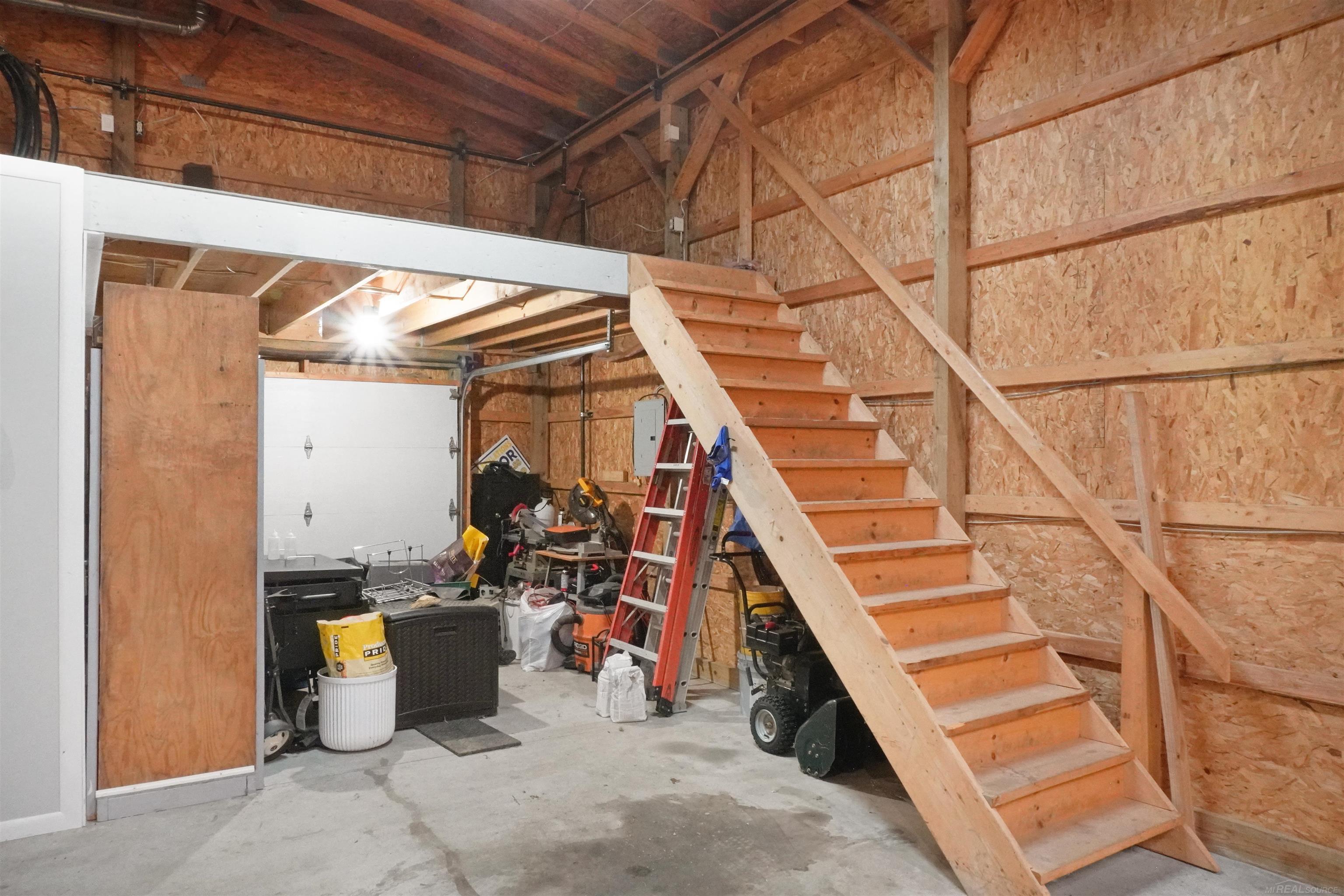 main property photo 60