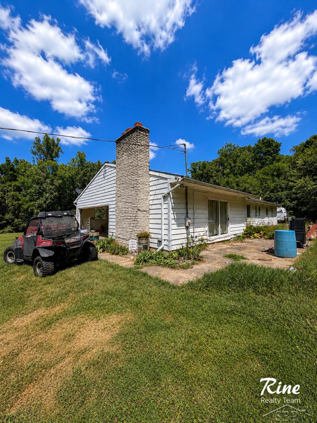 main property photo 4