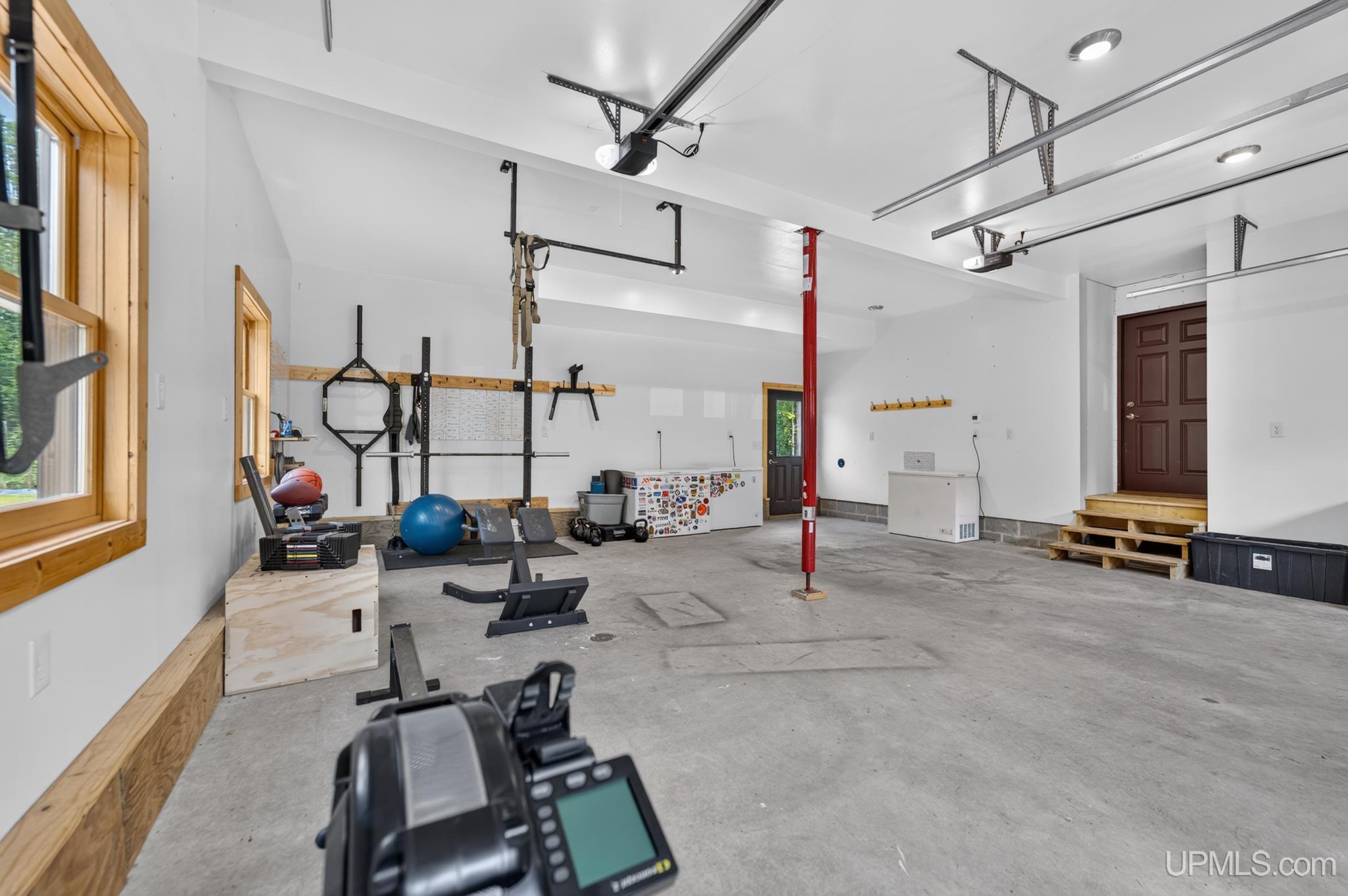 main property photo 44