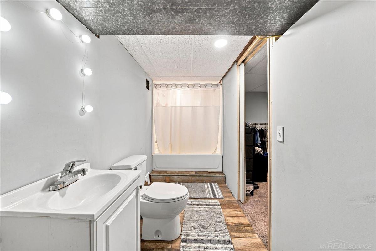 main property photo 71
