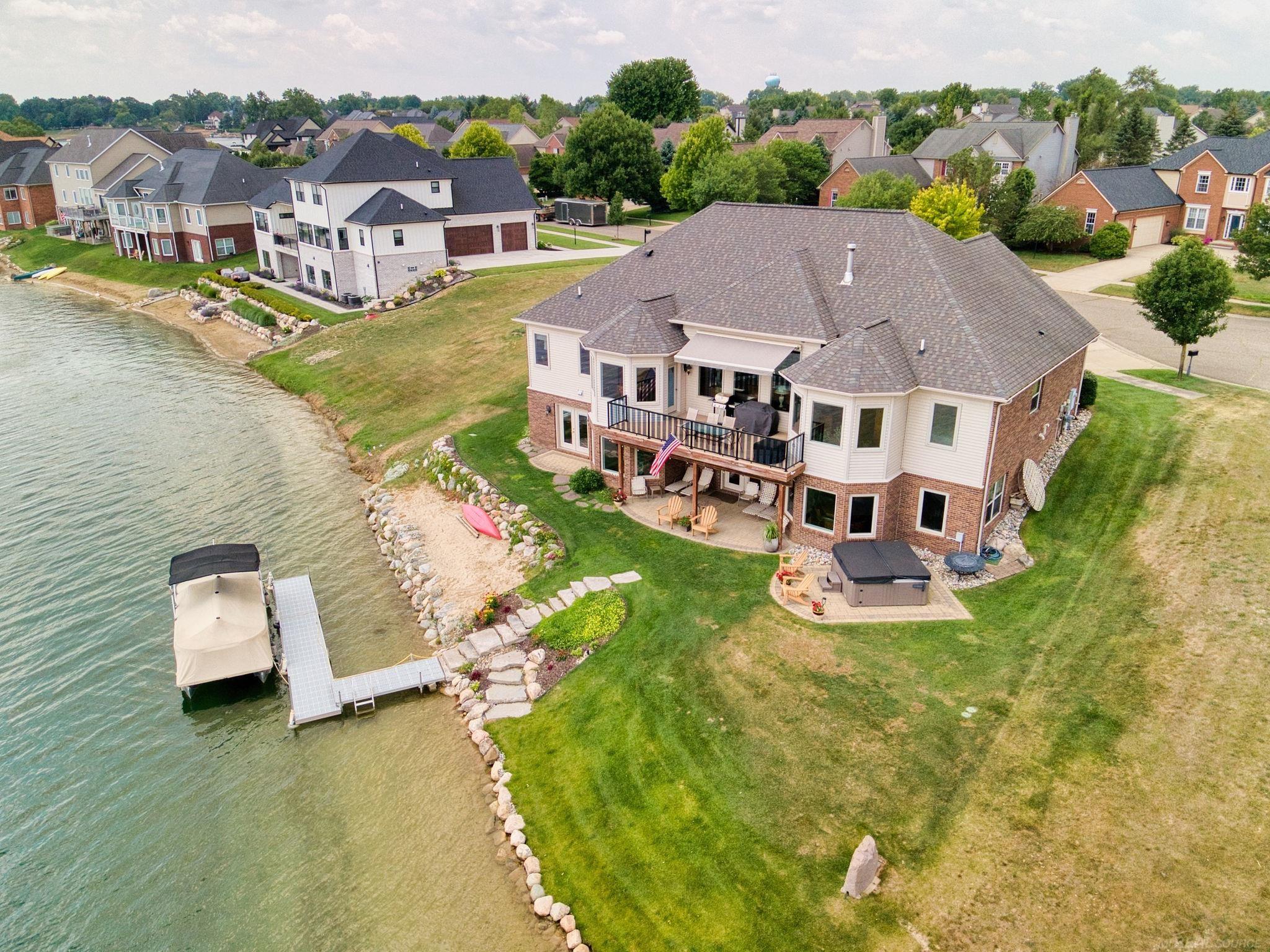 main property photo 37