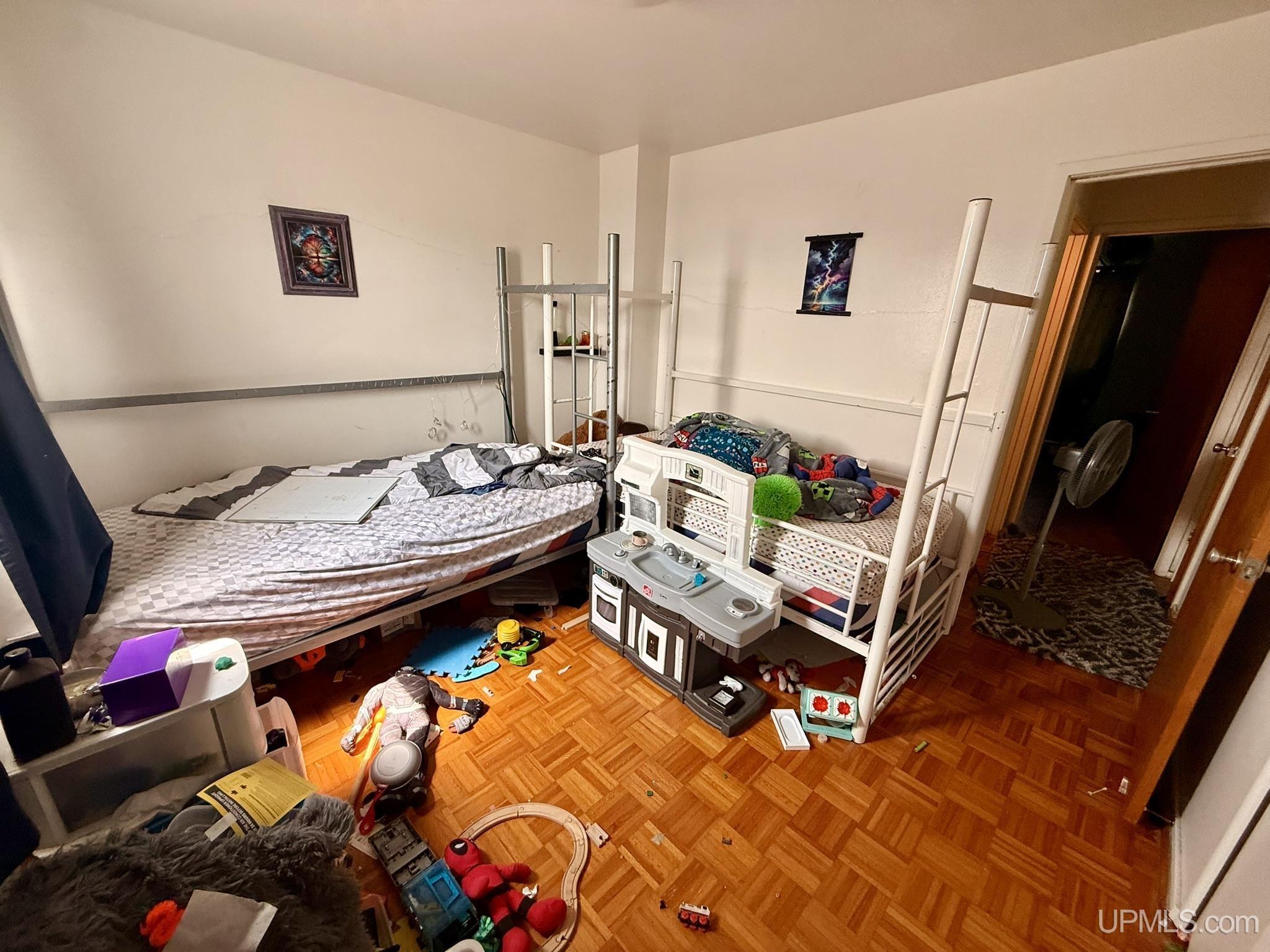 main property photo 19