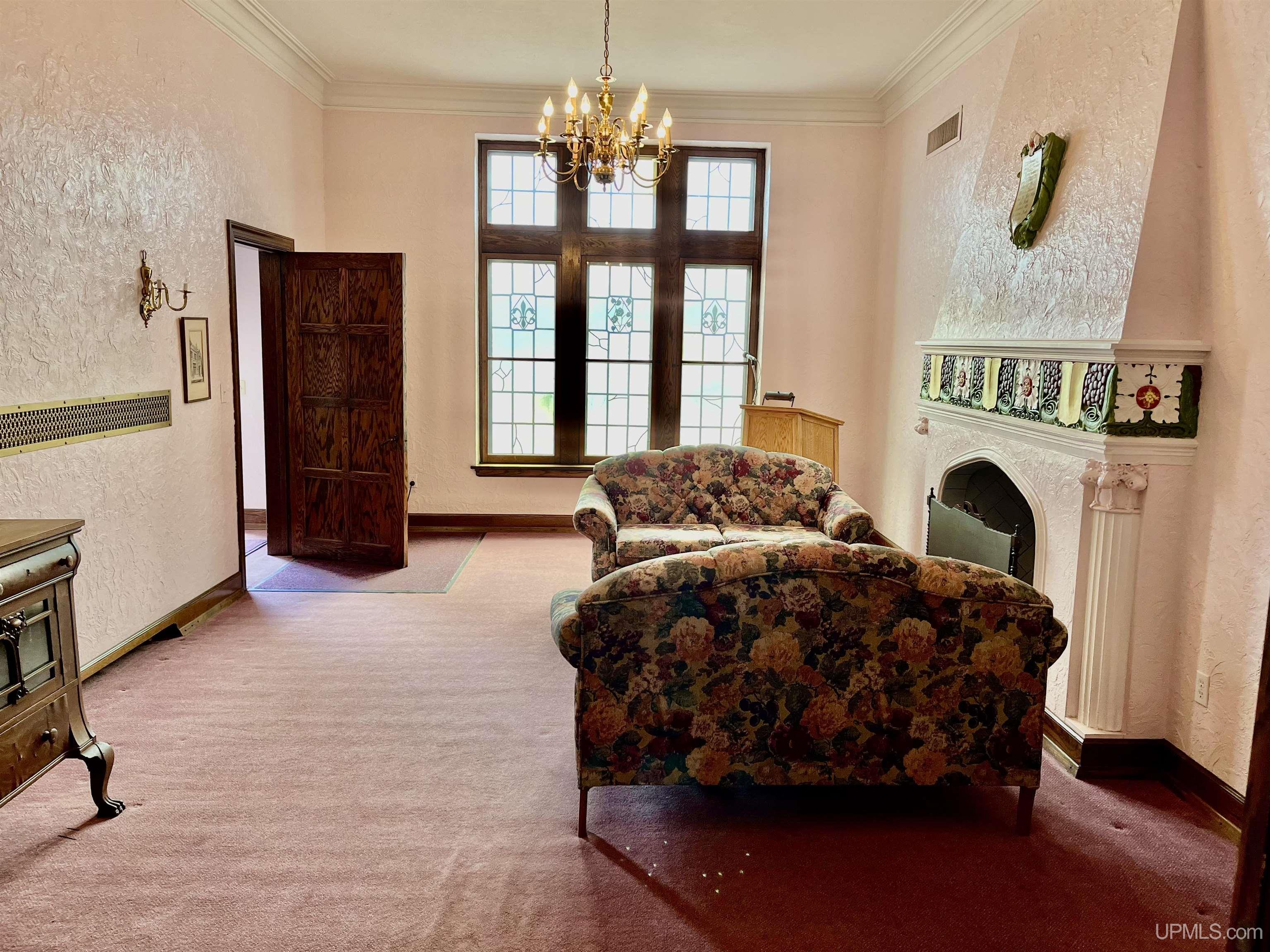 main property photo 28