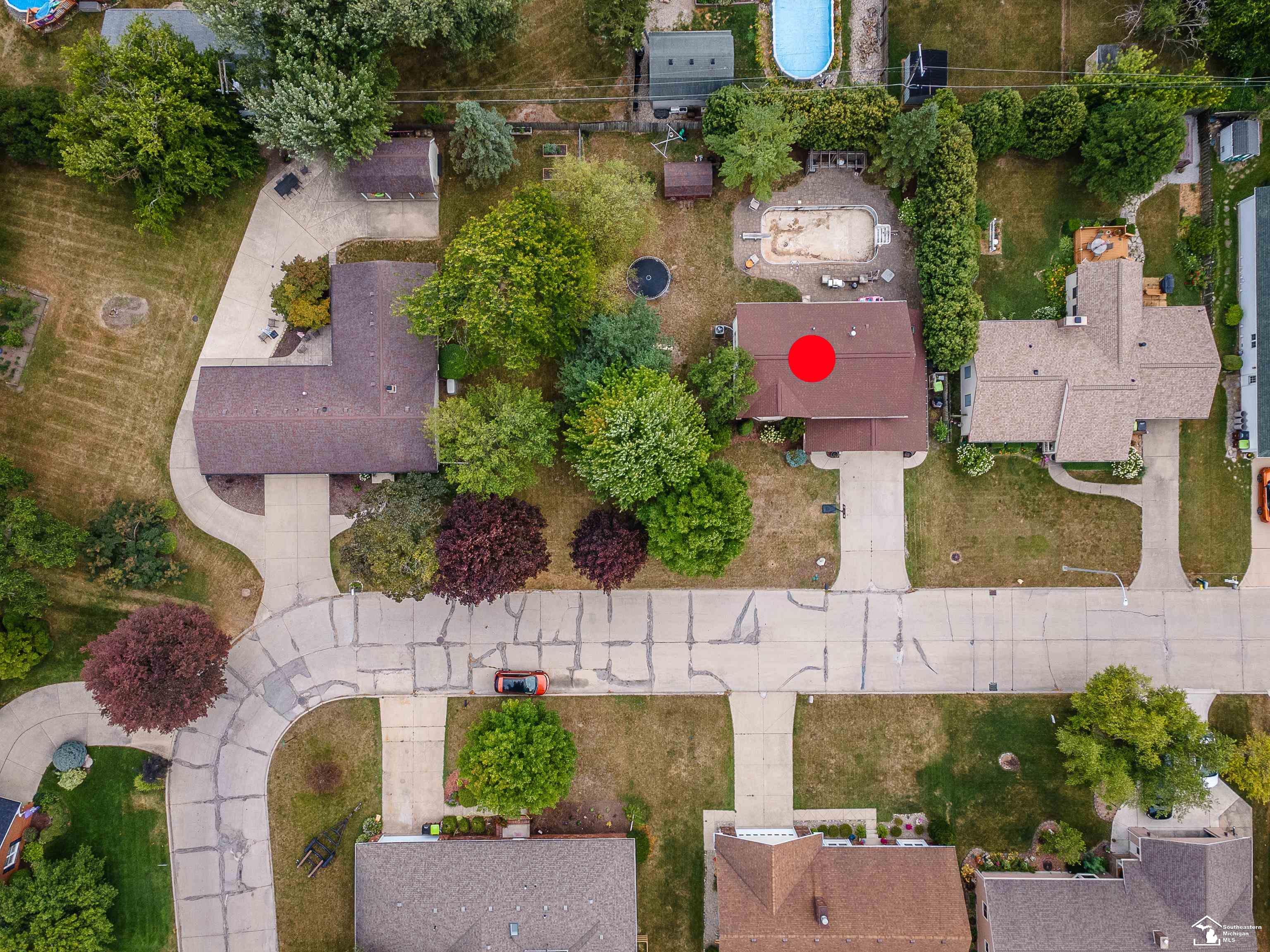 main property photo 39