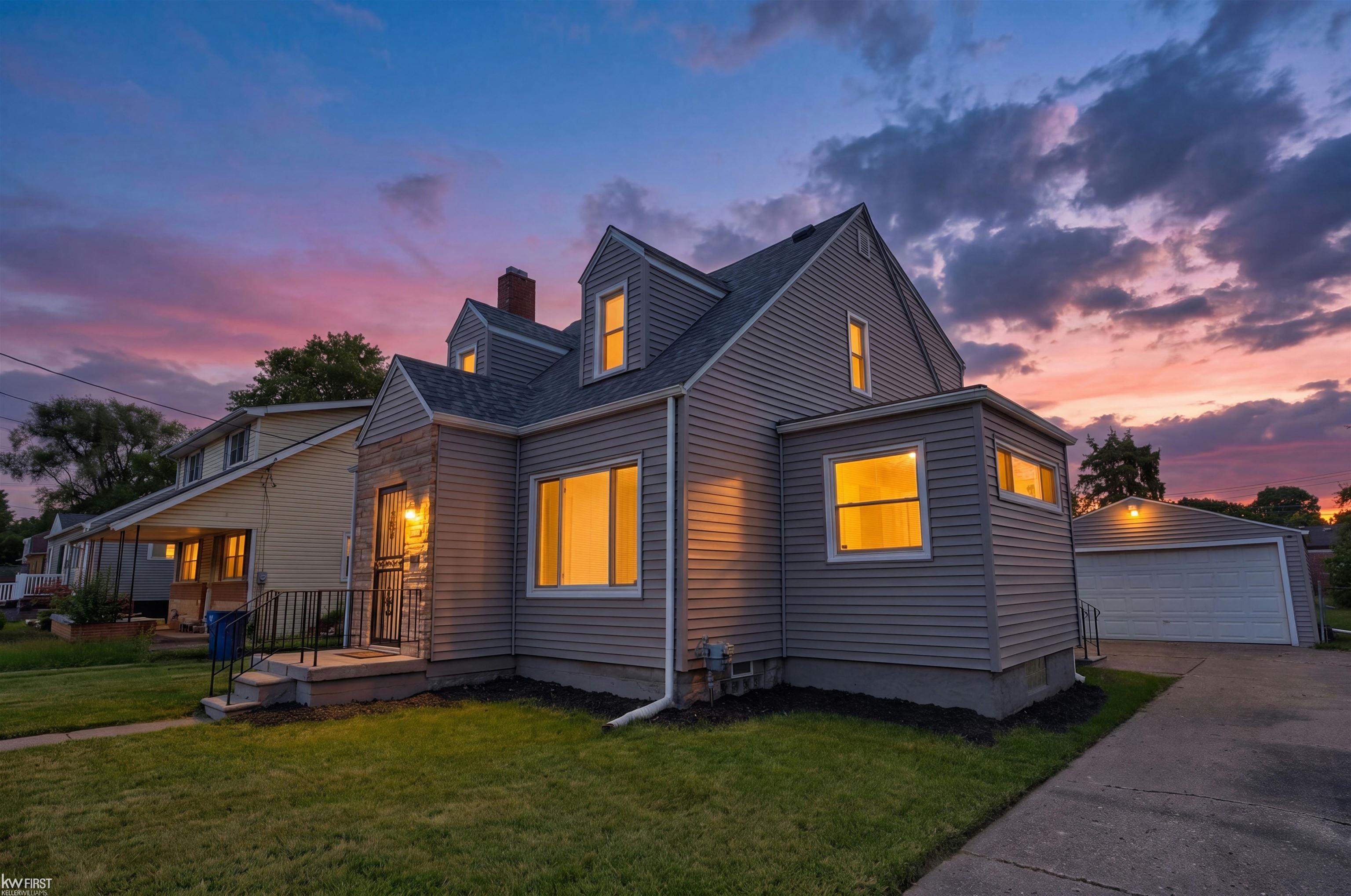 main property photo 36