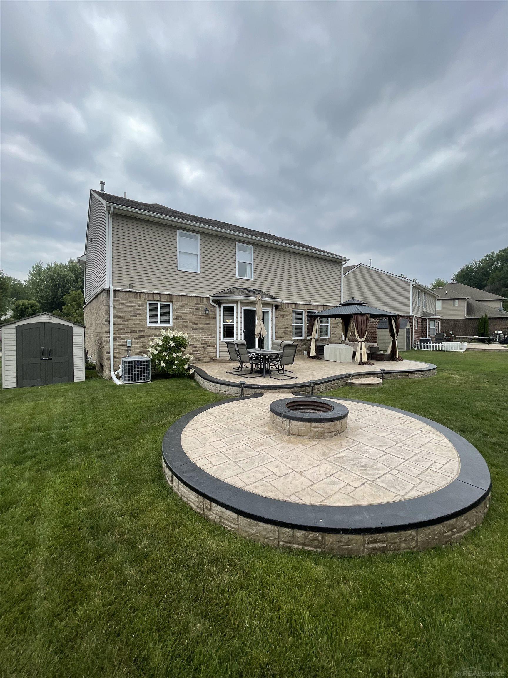 main property photo 41