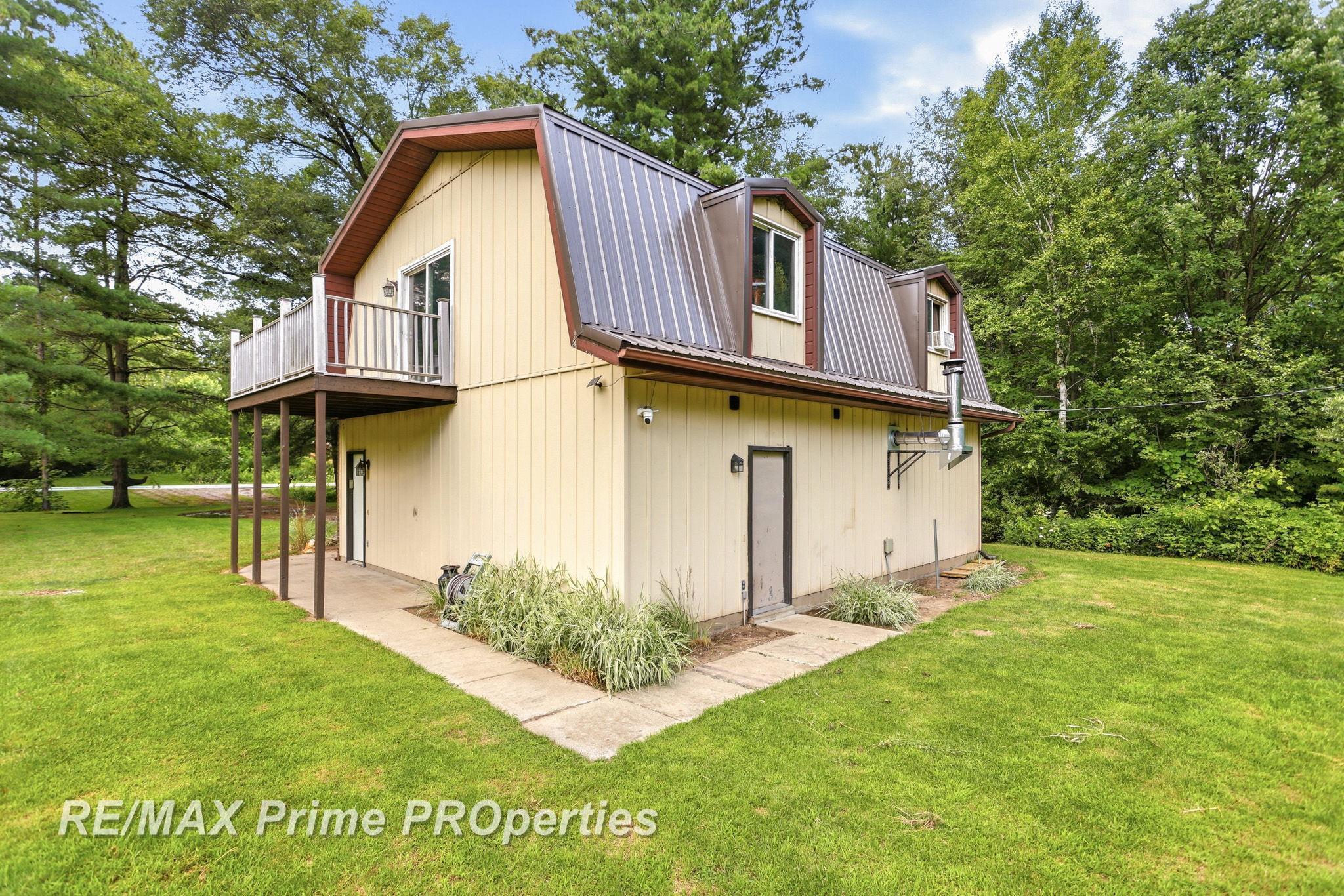 main property photo 38