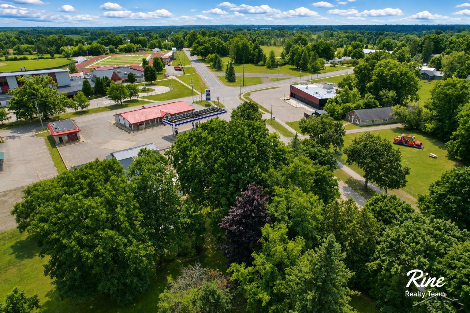 main property photo 47