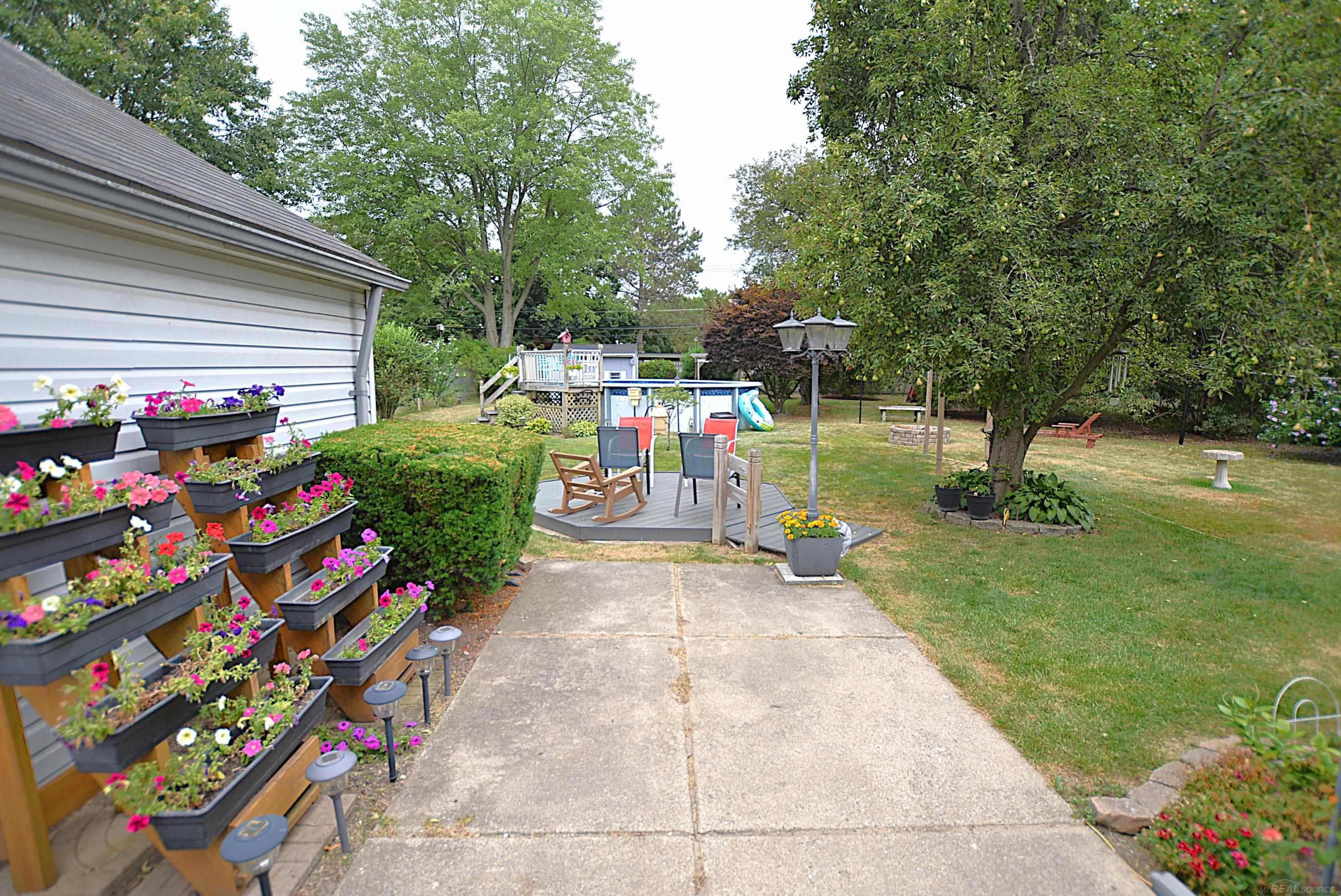 main property photo 15