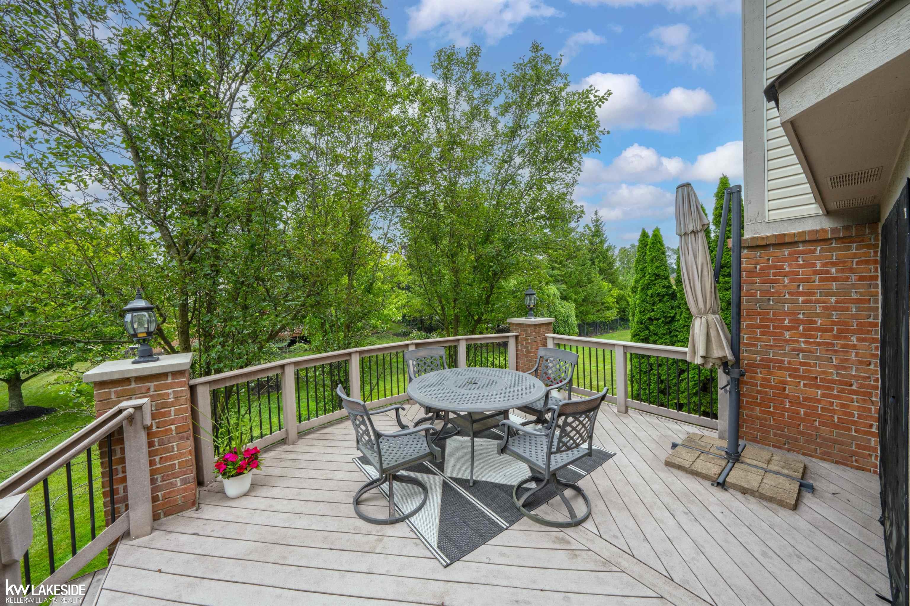 main property photo 81