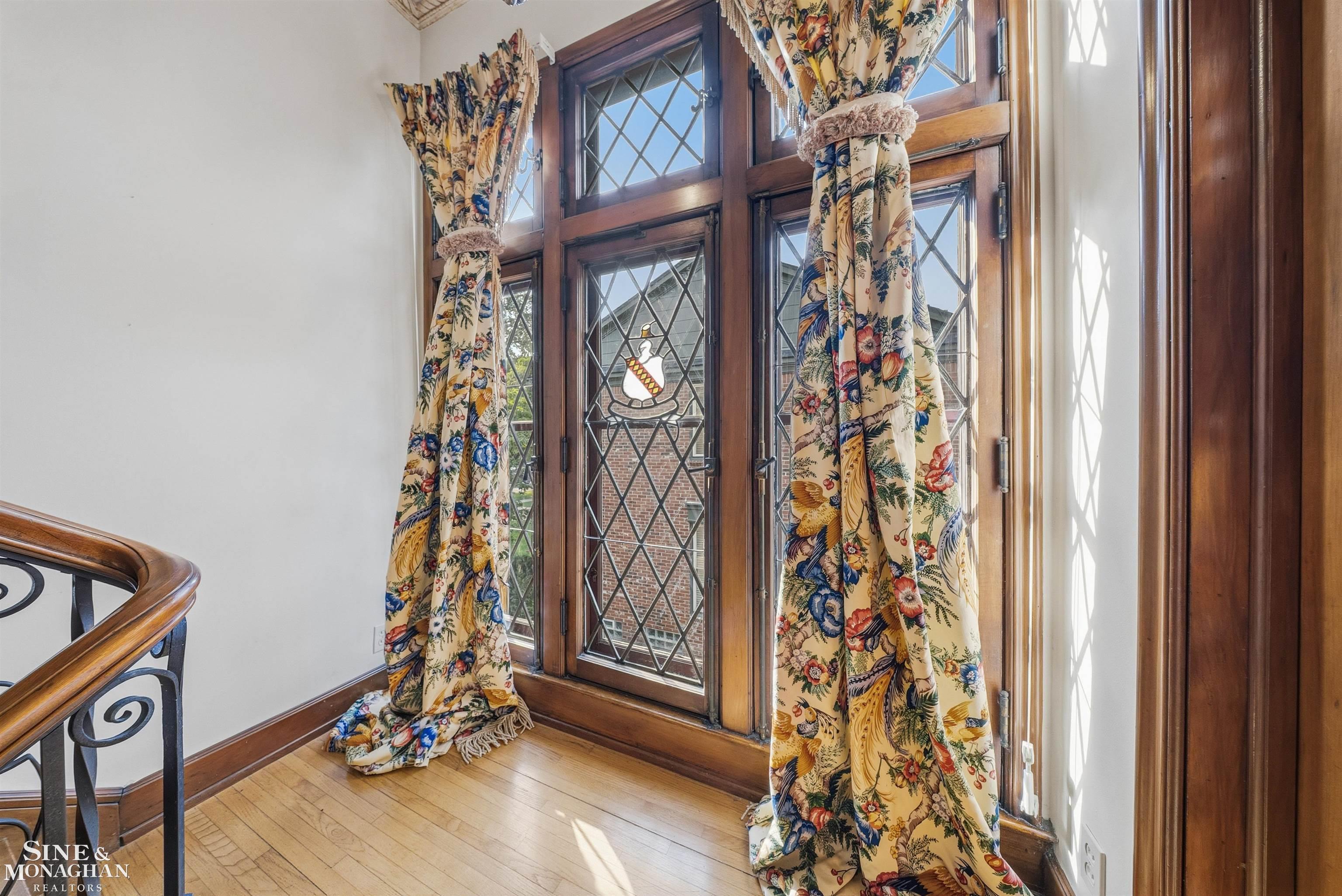 main property photo 29