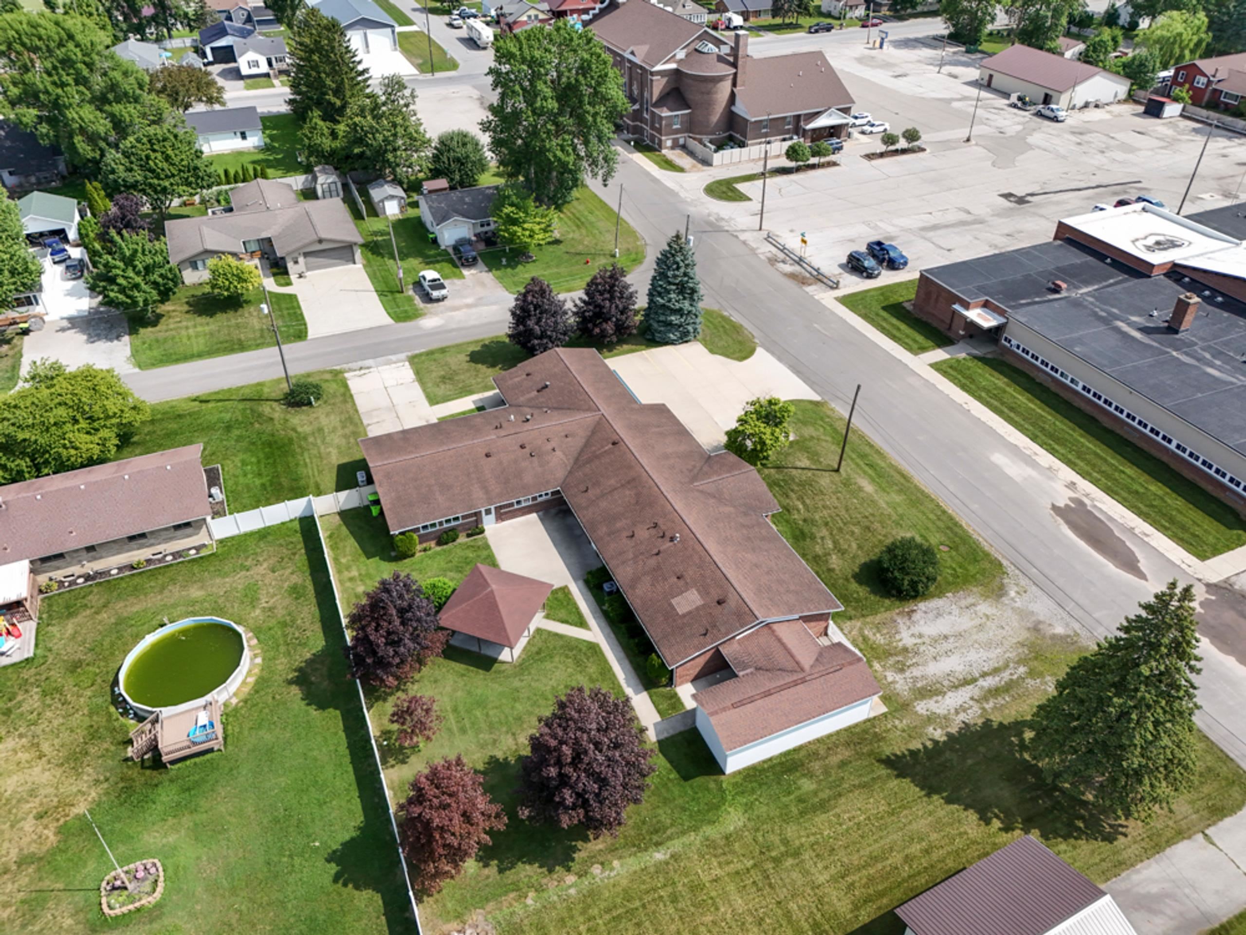 main property photo 81
