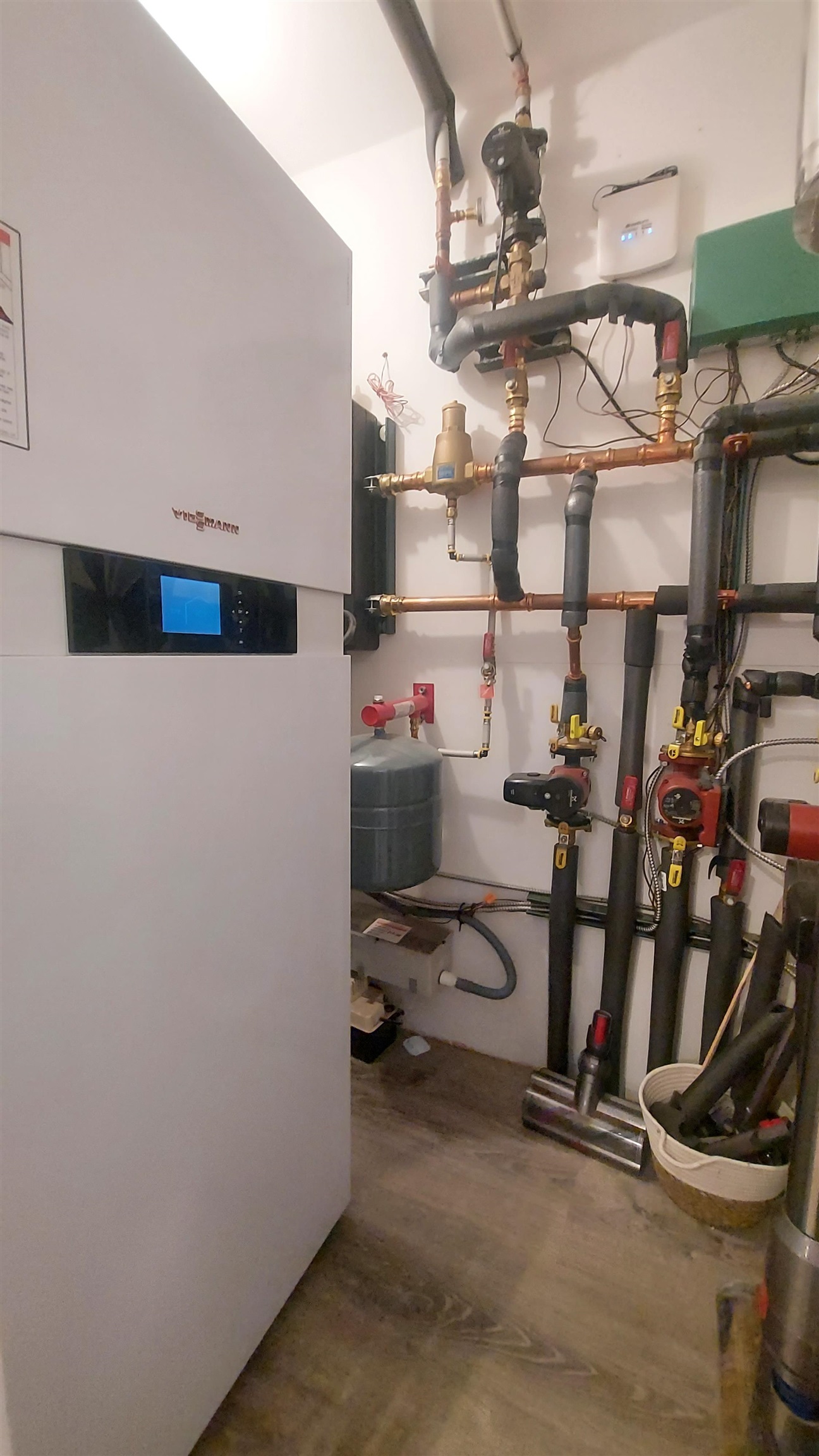 main property photo 41